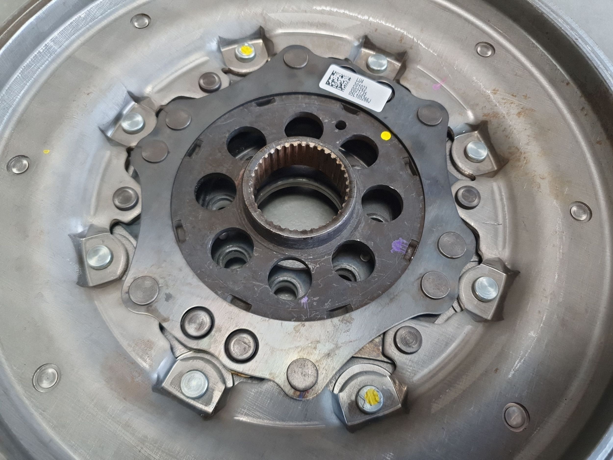 Cupra Leon 2.0 TSI wheel flywheel 05L105266J