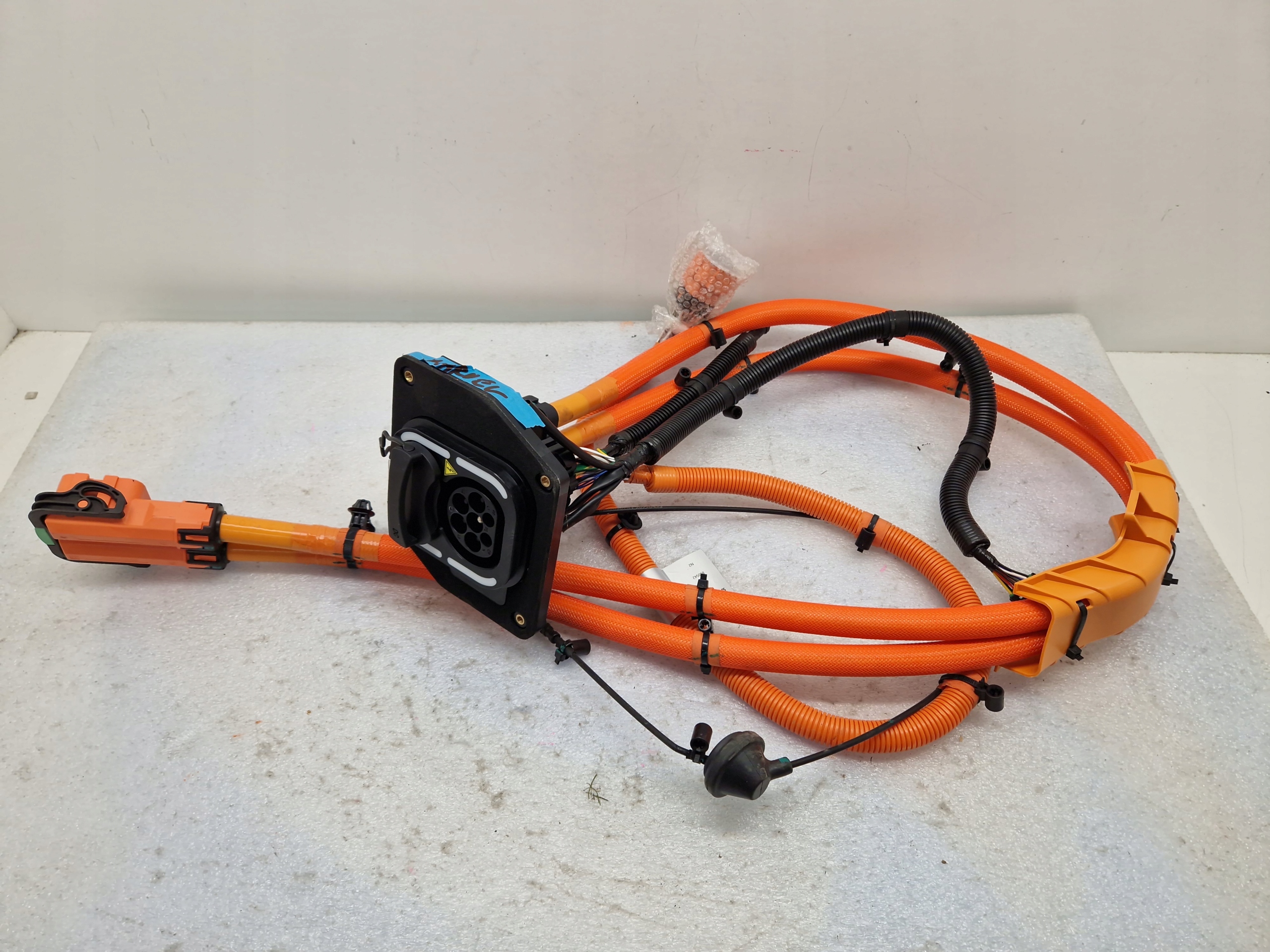 MG MARVEL PRZEDNI PUNKT ŁADOWANIA GNIAZDO WEJSCIE MG