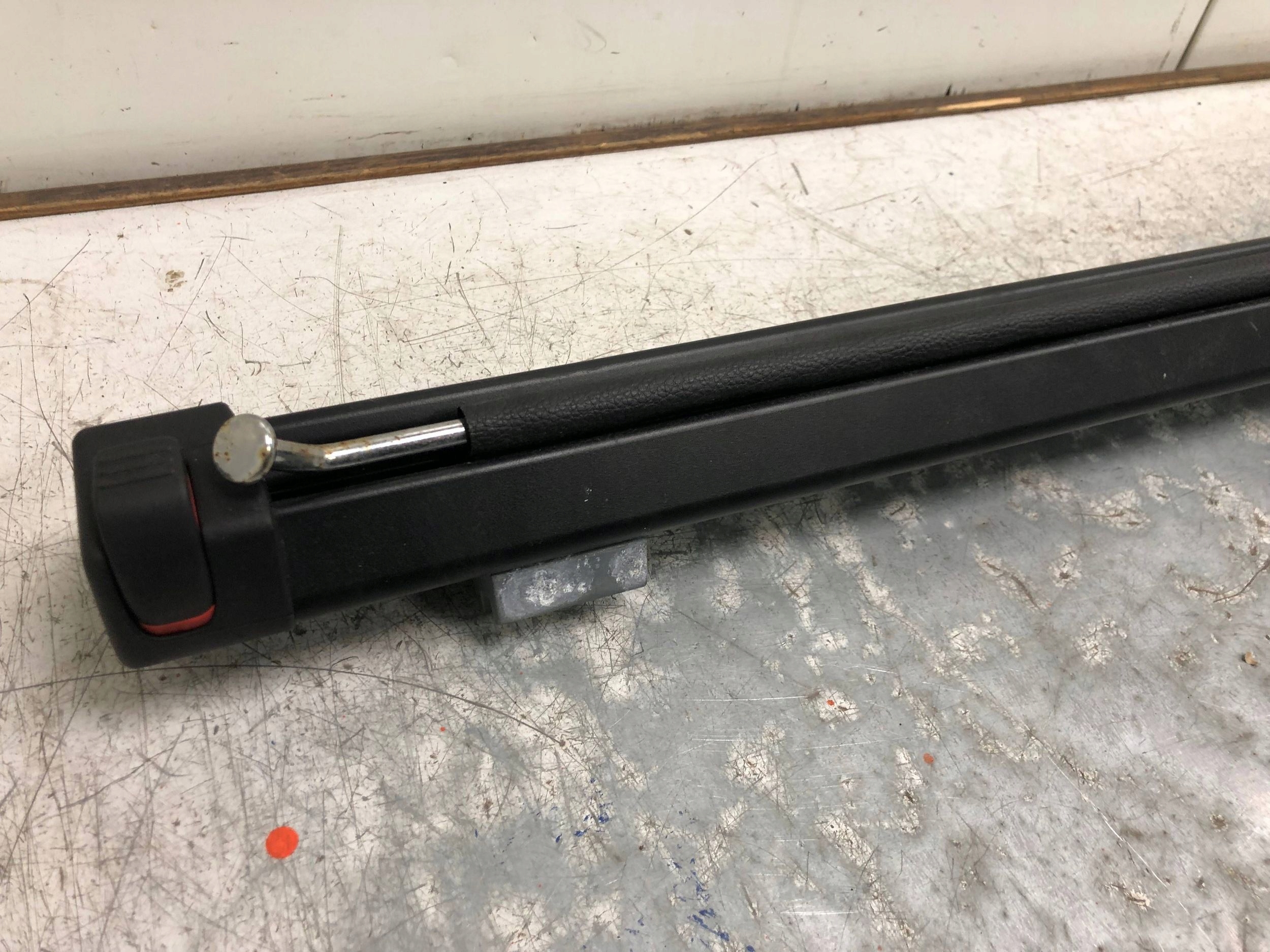 net blinds boot VW GOLF VI KOMBI 1K9861691