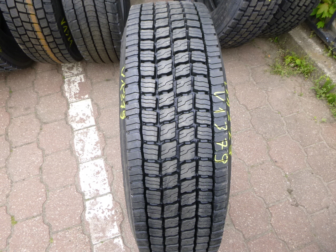 315 / 70R22. 5 Pirelli 100% протектор