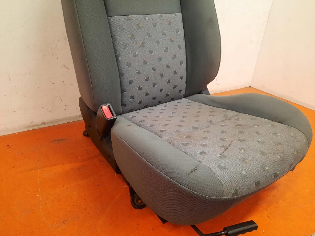 Hyundai GETZ и 02-05 кресло водители левый