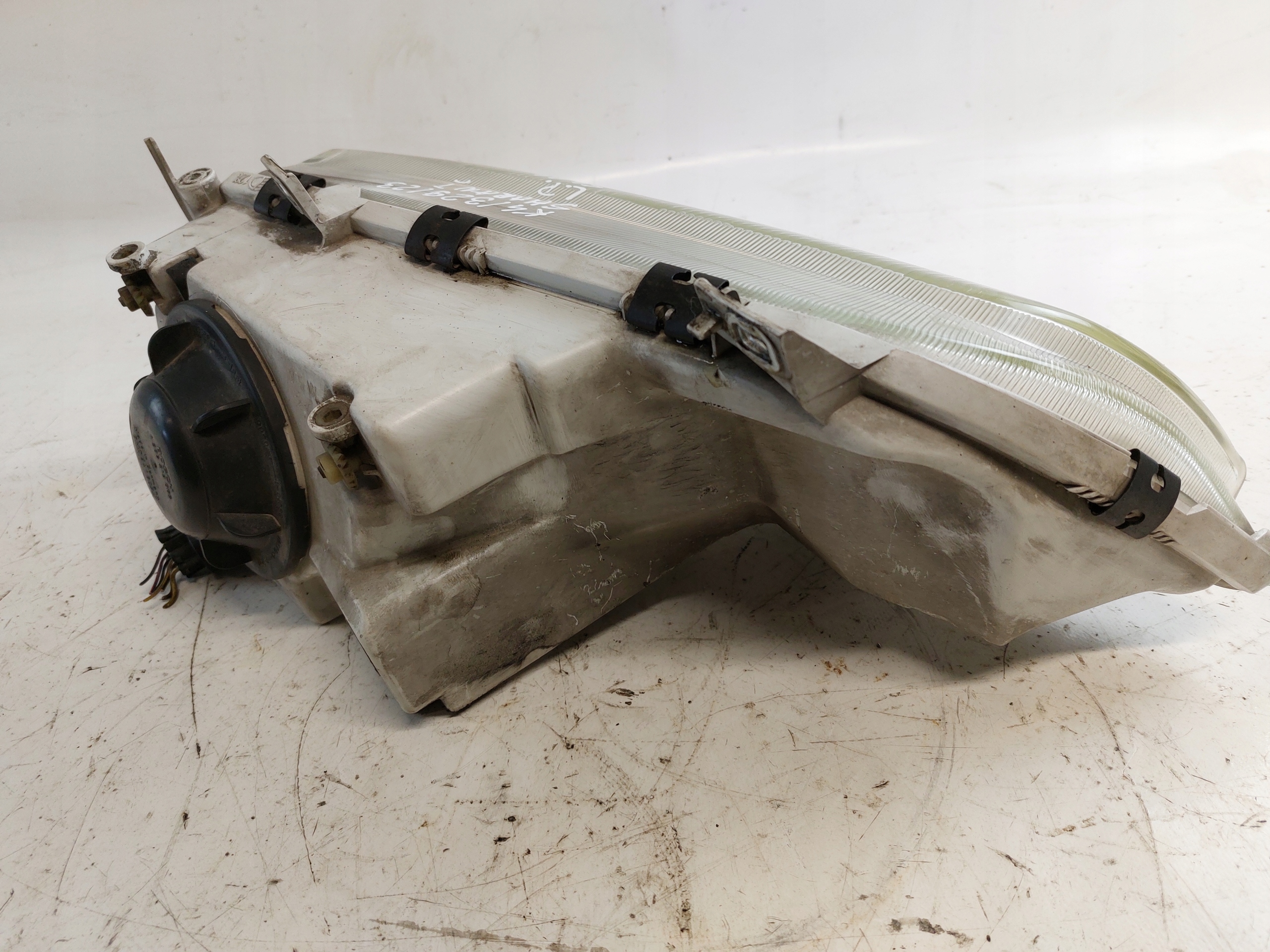 light left front VW SHARAN and