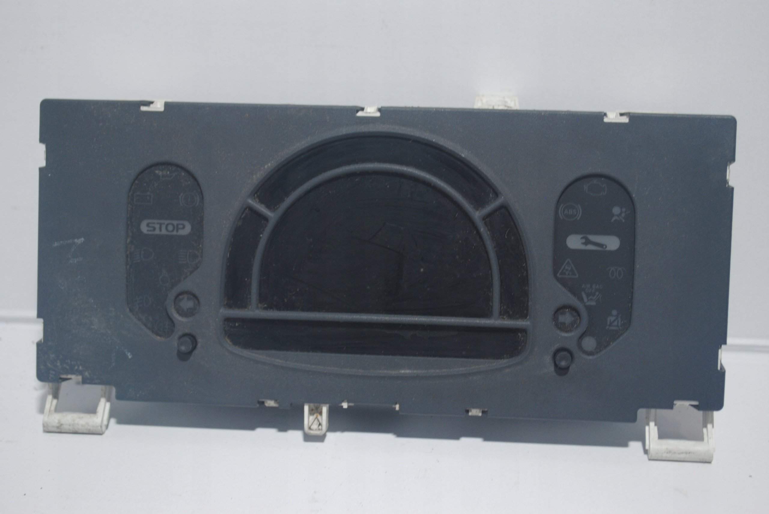 renault MODUS 1.2 04-08 спидометр часы 8200495303