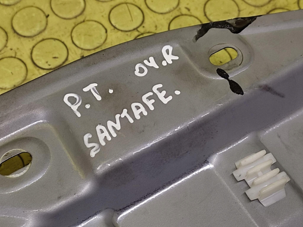 HYUNDAI SANTA FE window regulator right rear part 8348026030