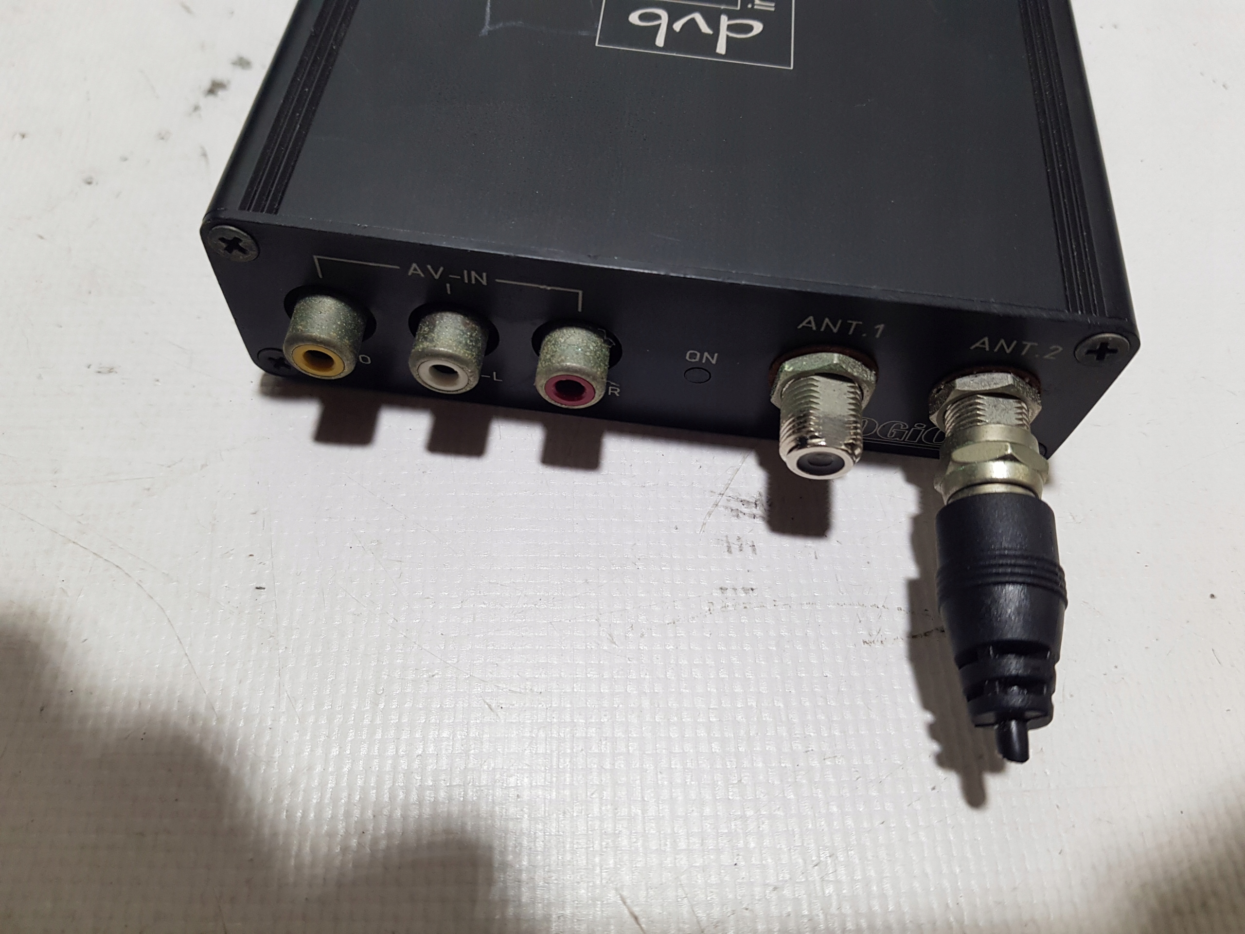 modulo DVBT TUNER TV LOGIC MERCEDES DVBC-M400 COMAND 2.0