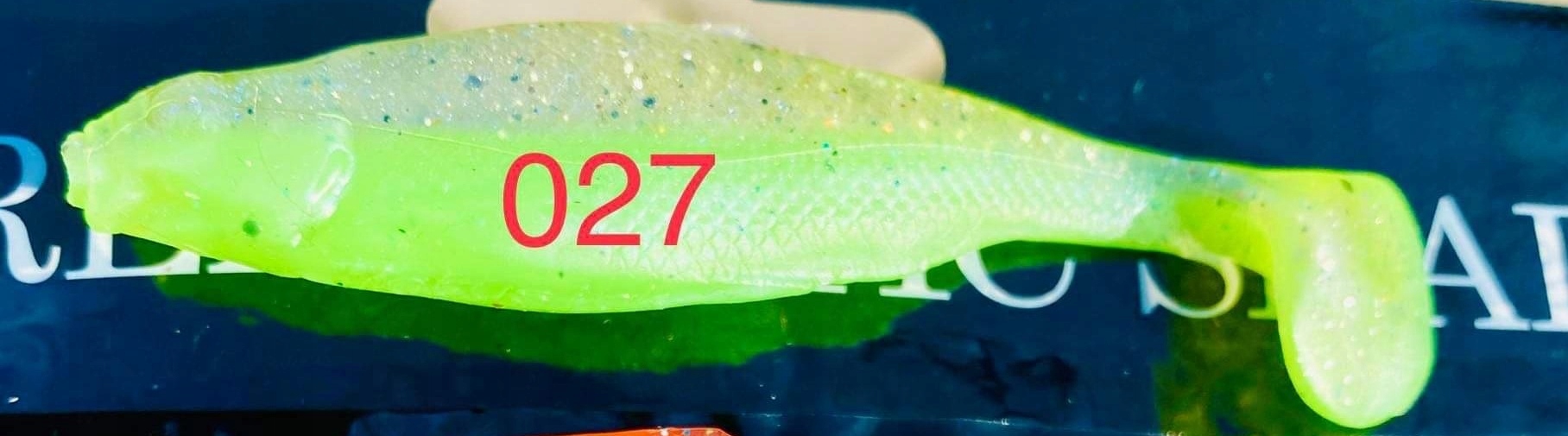 

Gumy Realistic Shad Matusiak Płoć 12cm nr 027 Nowa