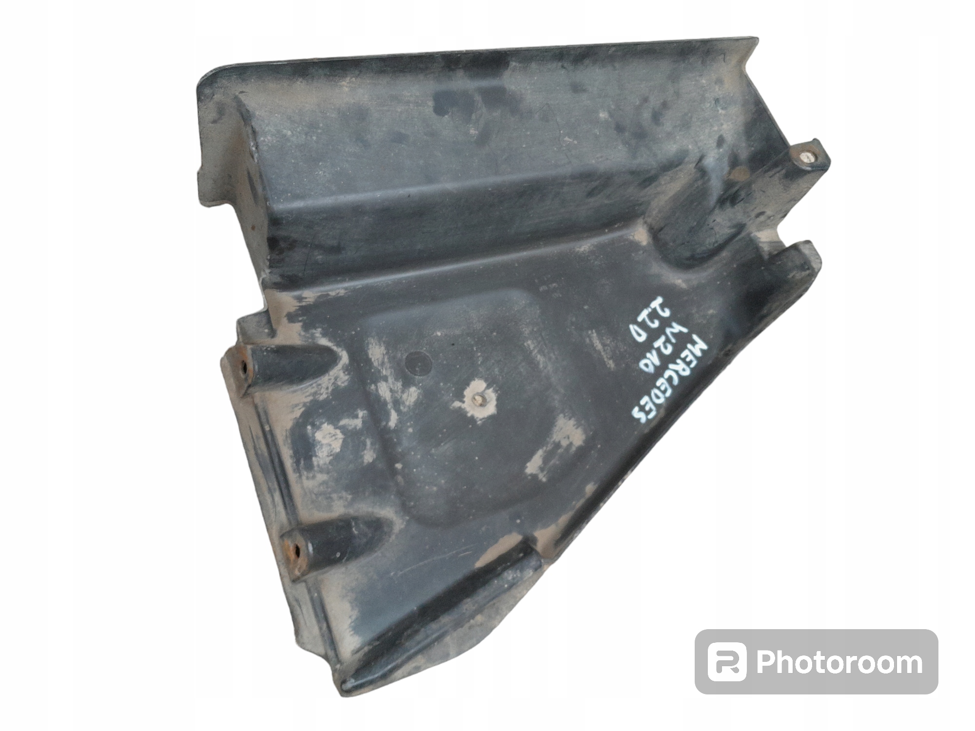 OSŁONA PŁYTA PODWOZIA FILTRA PALIWA MERCEDES W210 2.2 D SEDAN