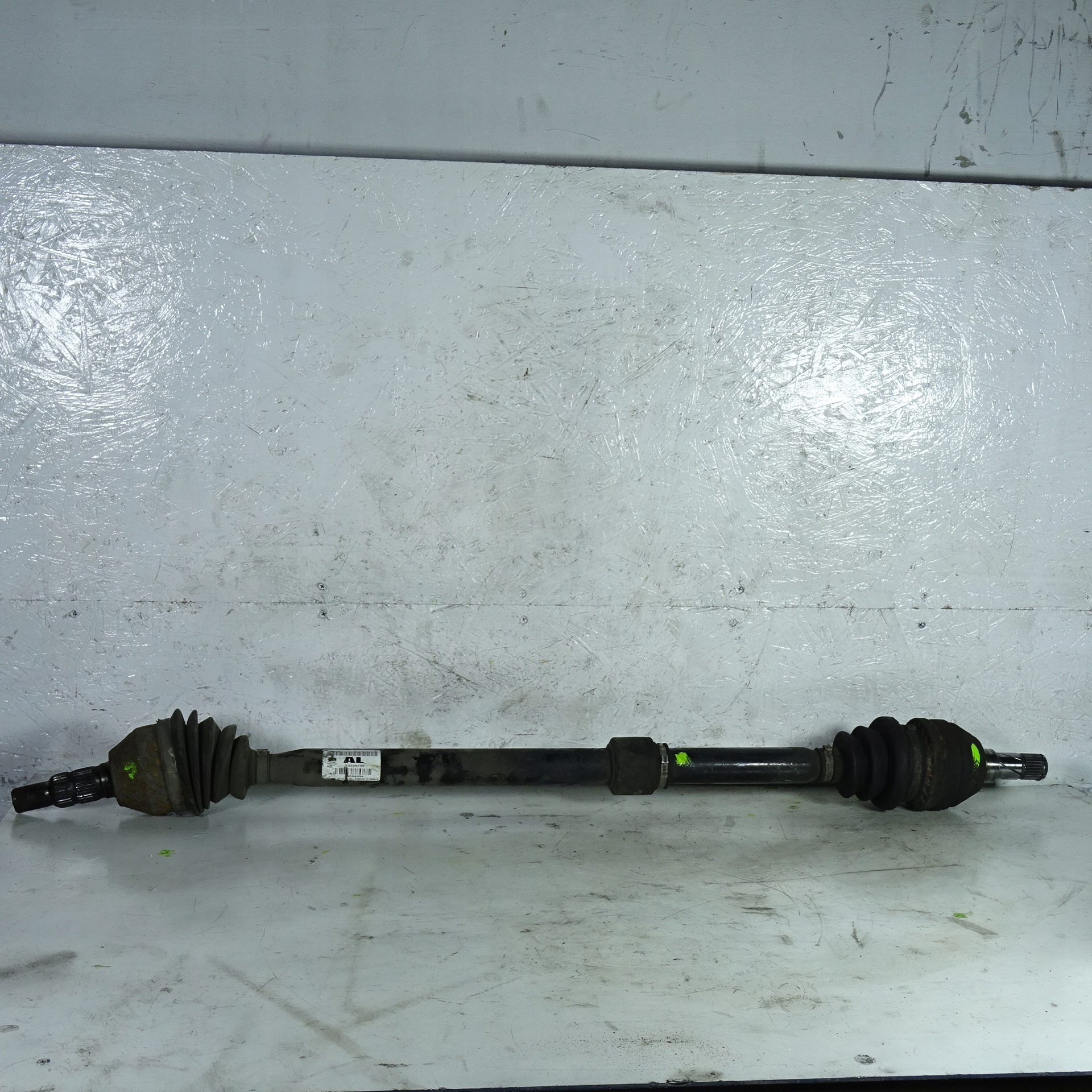 OPEL INSIGNIA A 1.8 semi-axis right front 13228196