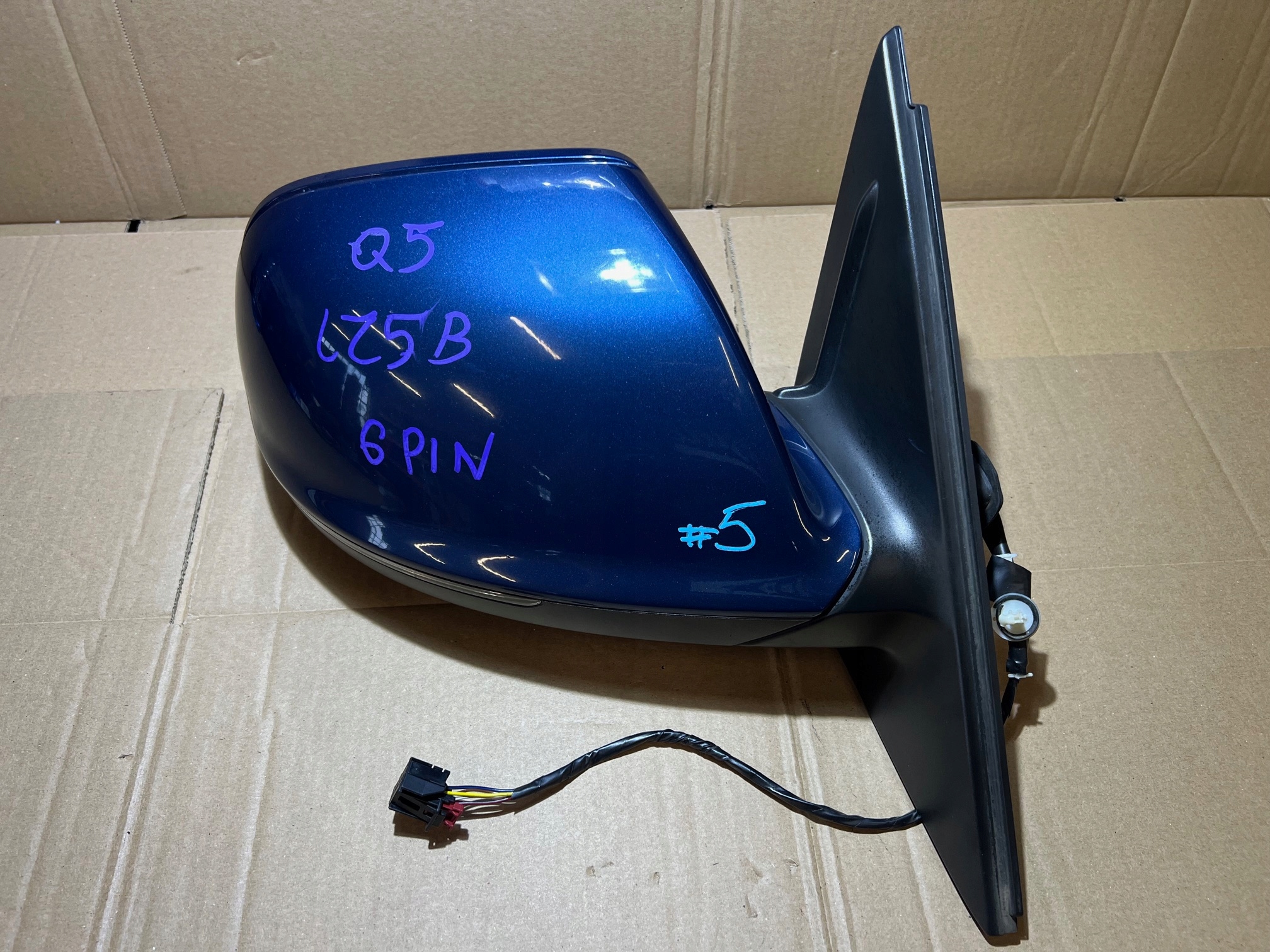 AUDI Q5 8R mirror right 6 PIN LZ5B