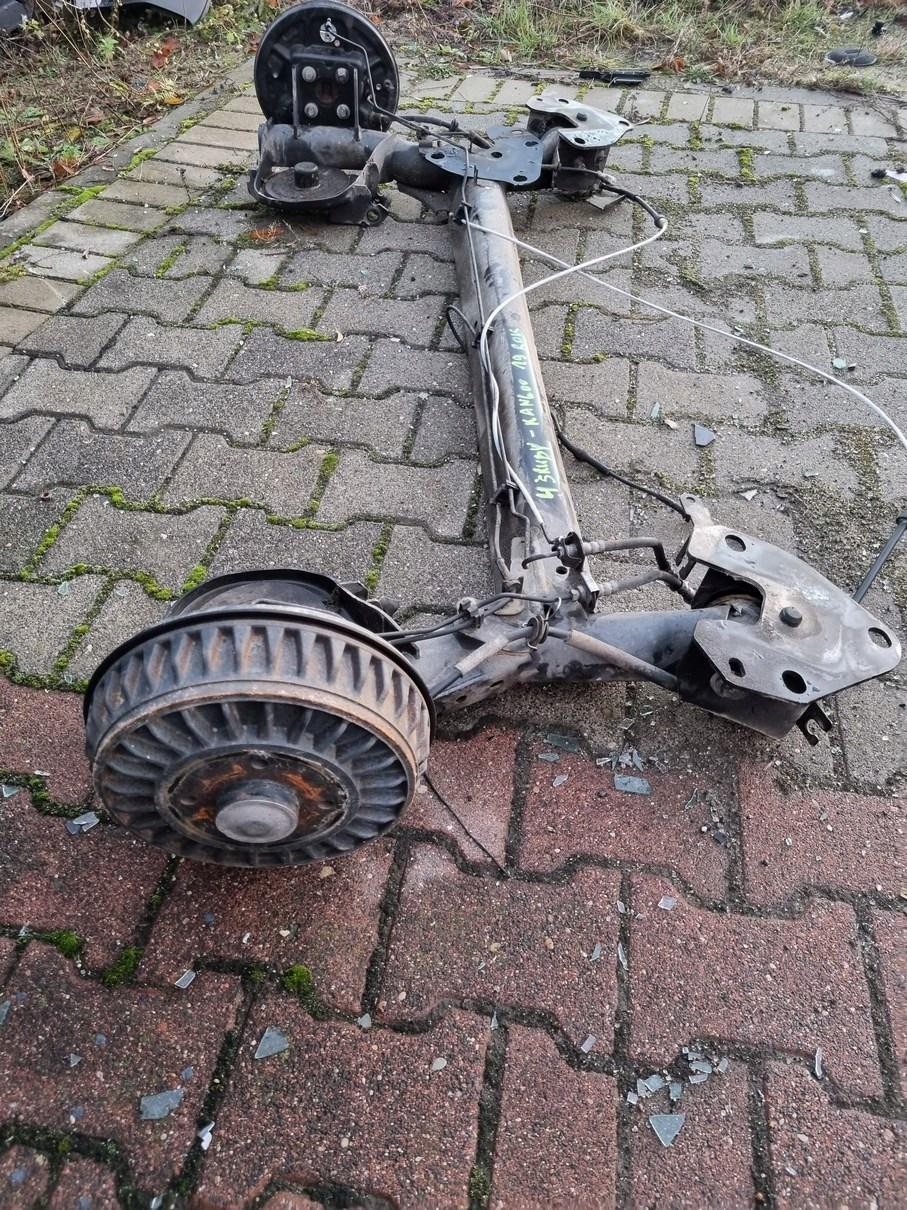 ZAWIESZENIE TYLNE TYŁ OŚ BELKA RENAULT KANGOO III 1.5 DCI 4ŚRUBY BĘBEN Typ samochodu Samochody dostawcze Samochody osobowe