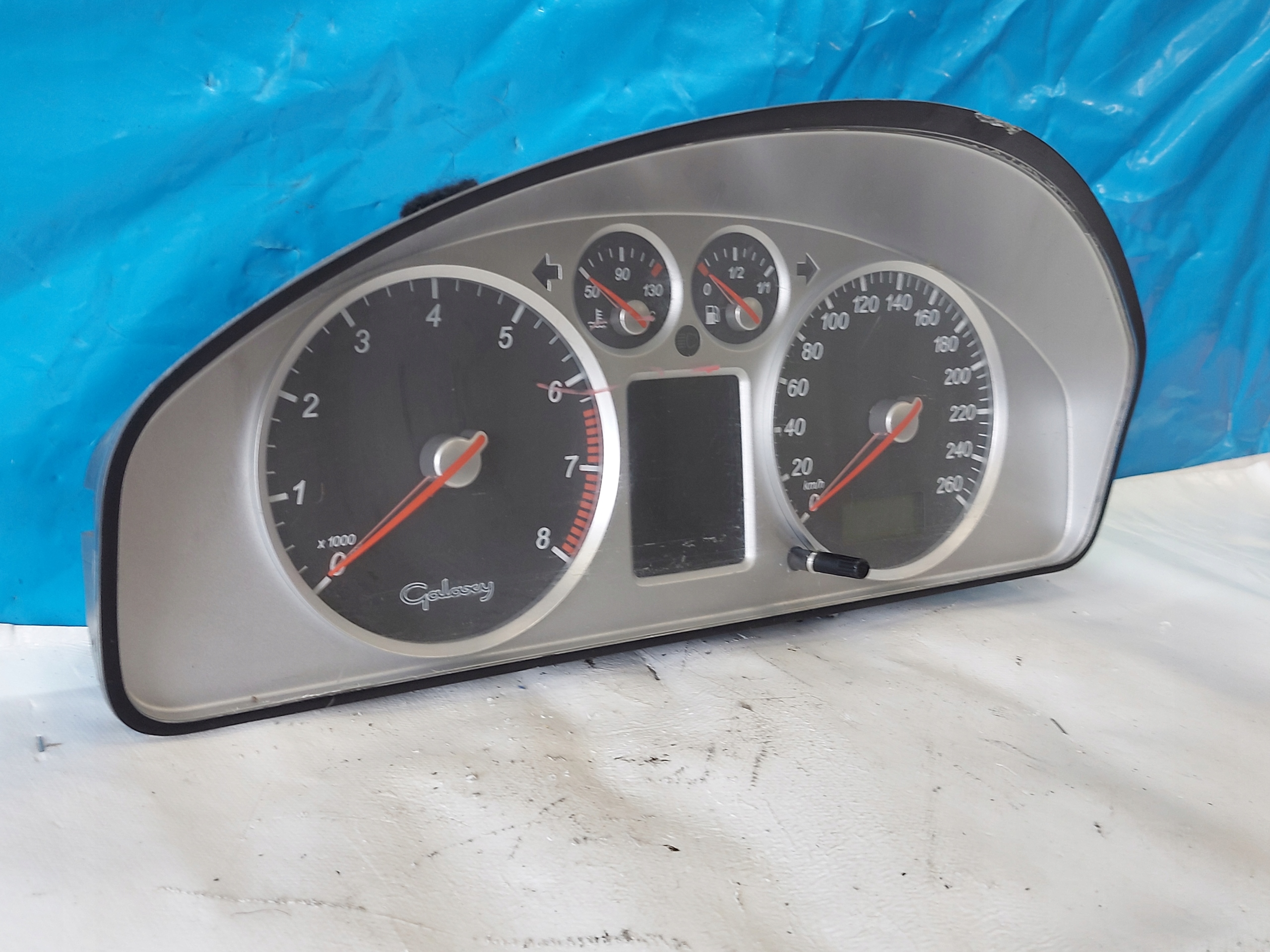 dials clock FORD GALAXY 2.8 VR6 7M5920840K