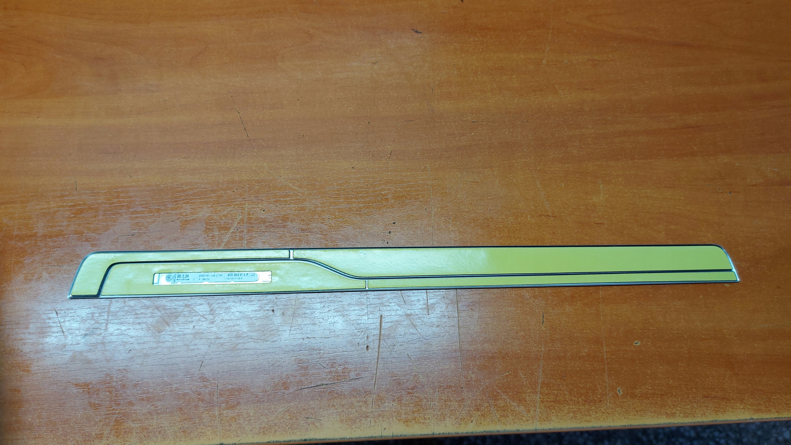 moulding cap threshold CHROM right right front SKODA SUPERB III