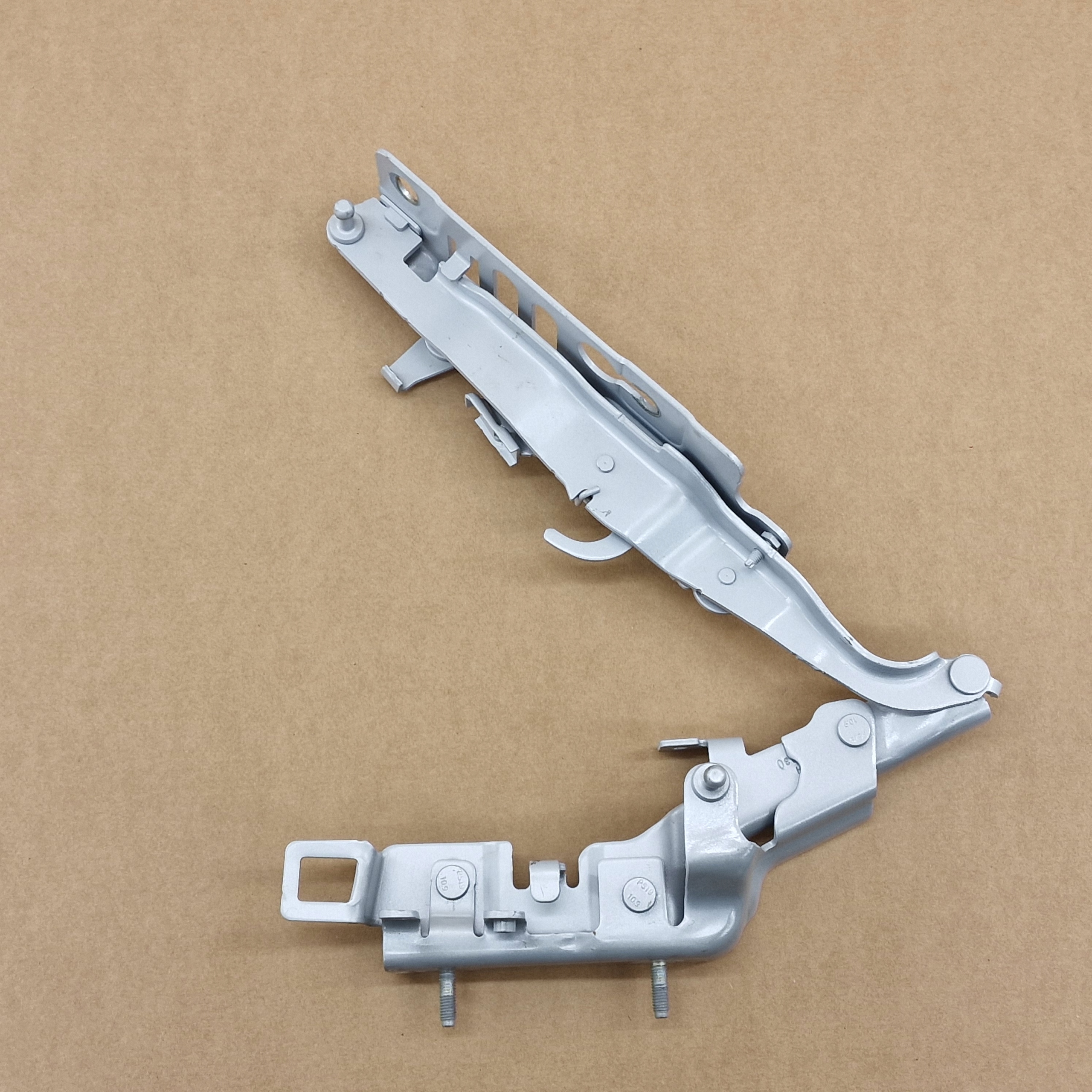 right hinge bonnets POKRYWY of the engine POLESTAR 3