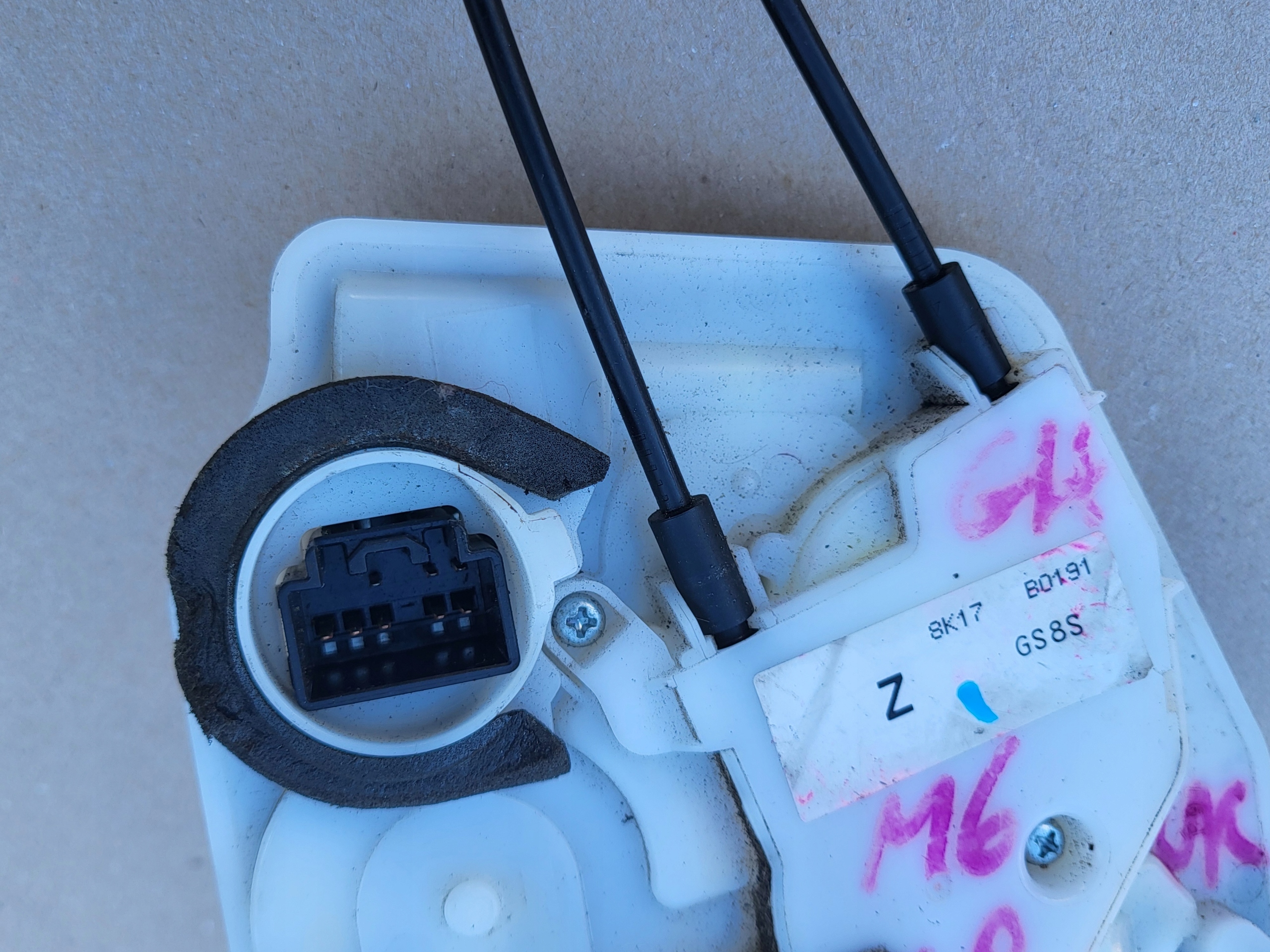 lock ropes CIEGNA door left front MAZDA 6 GH II OE ANGLIK UK