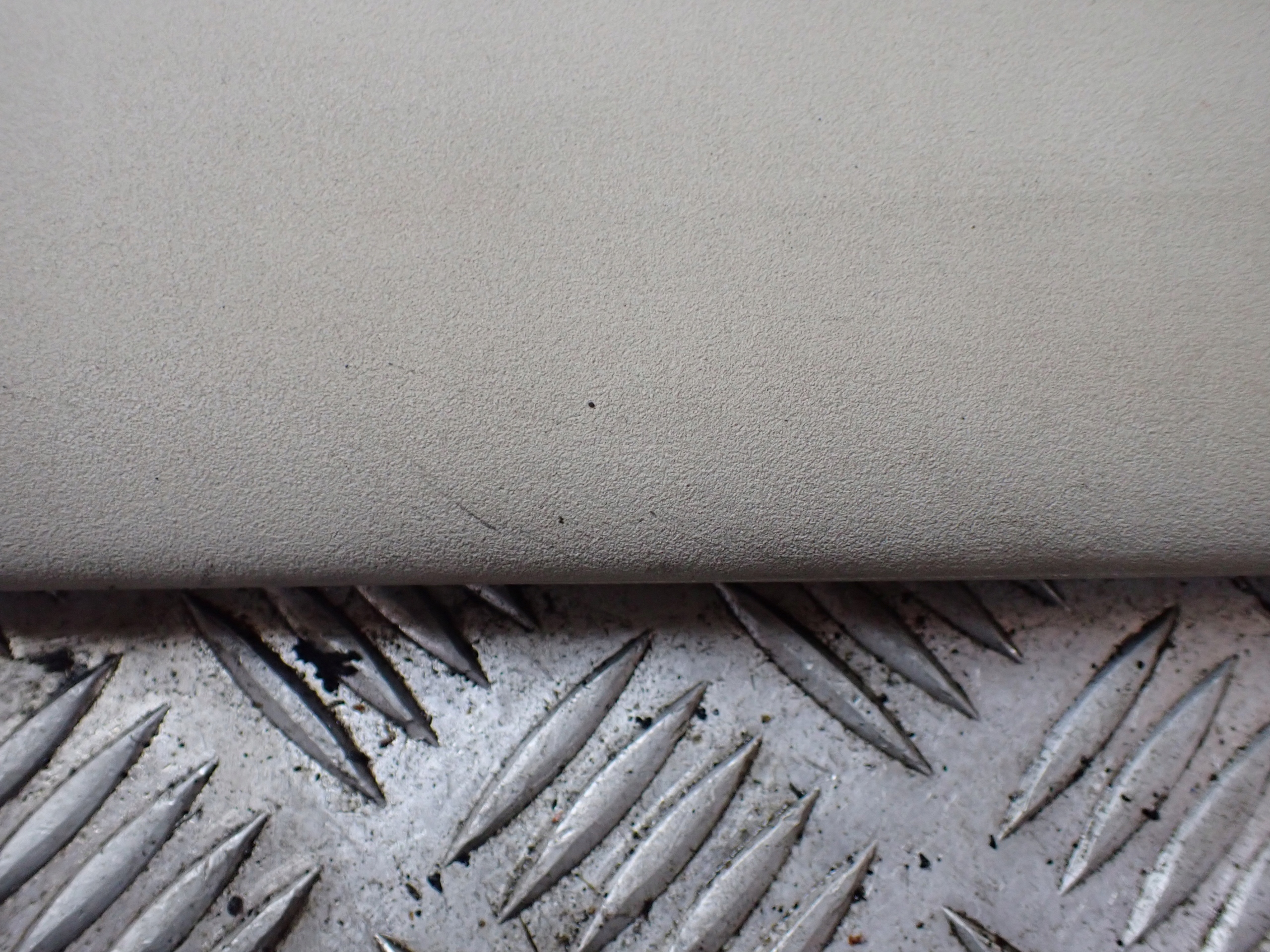 солнцезащитный козырек jaguar X761 2.0 16R 11988