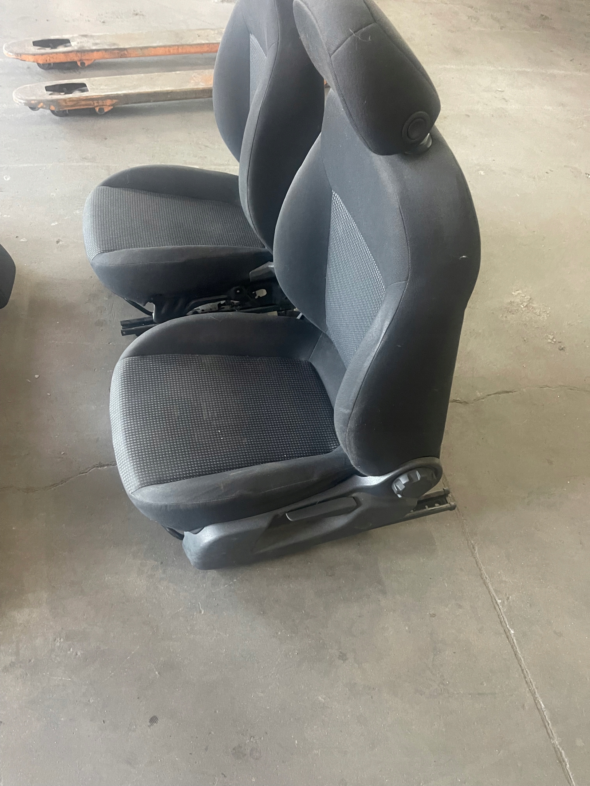 opel CORSA d 5d кресла диван европа хорошее состояние