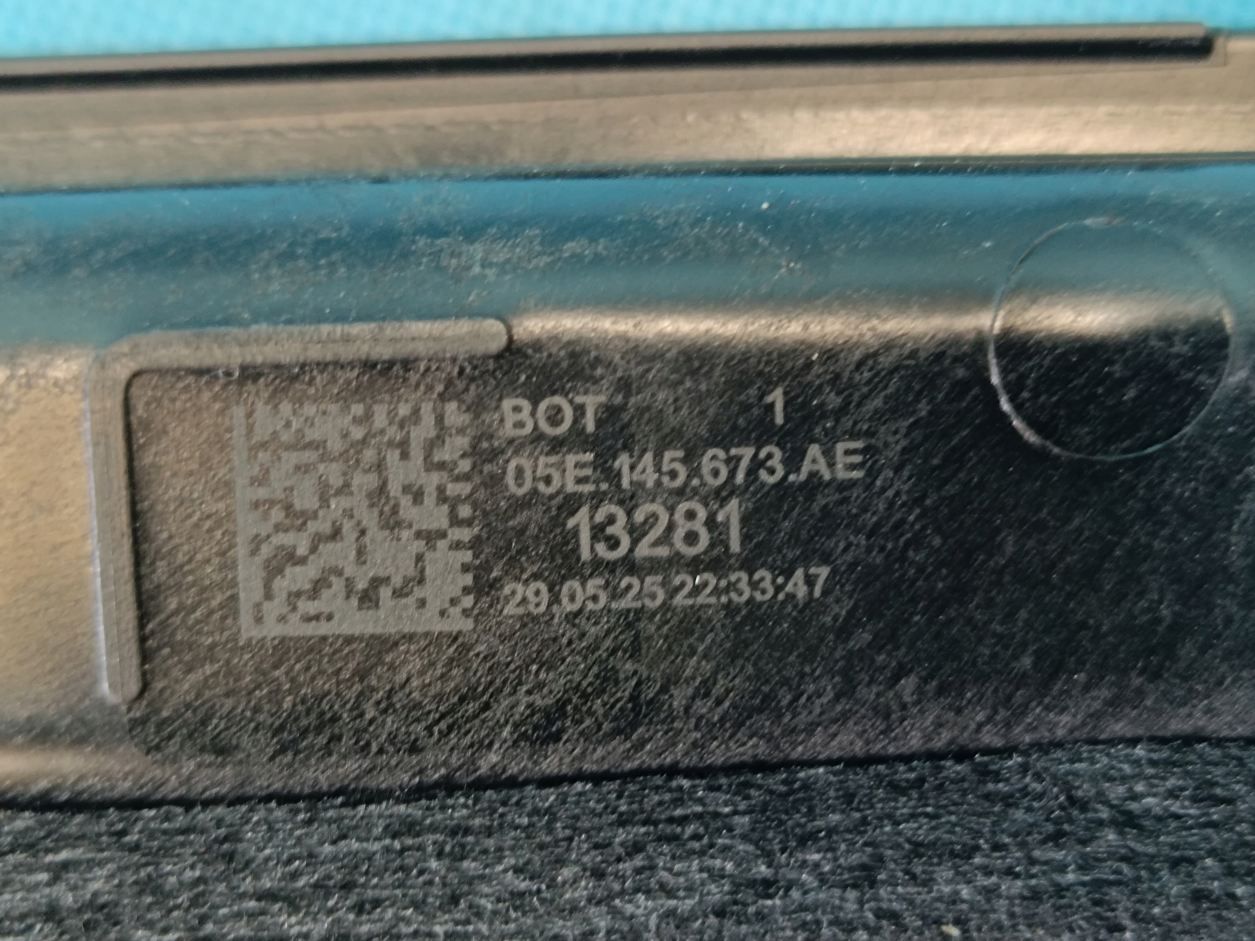 vw Golf 8 РЕСТАЙЛИНГ Variant 1.5 110KW 26R труба патрубок Воздух 05E145673AE
