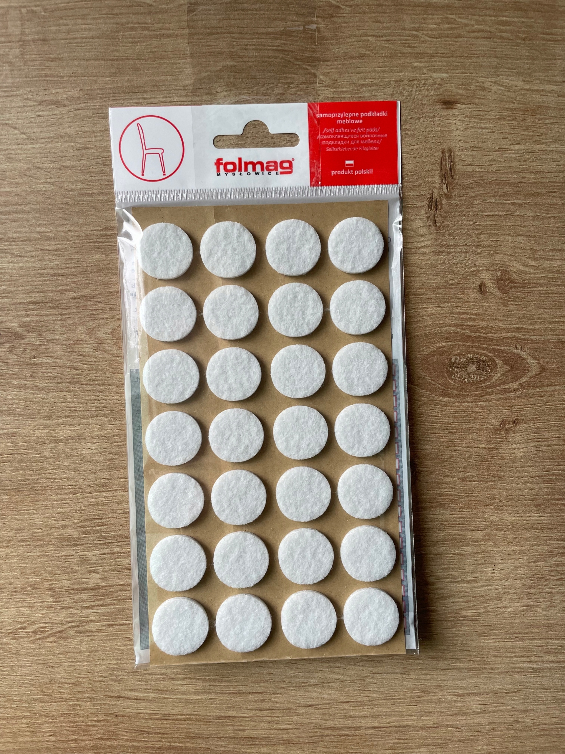 

Podkładka filcowa samoprzylepna 20mm 28sztuk