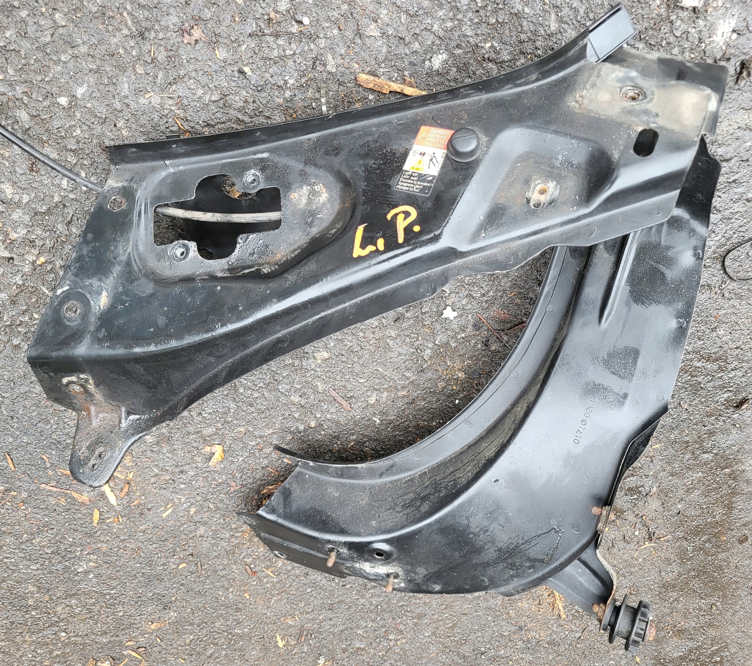 OKULAR lights left front pillar iron support panel for radiators MERCEDES ML W164 OE