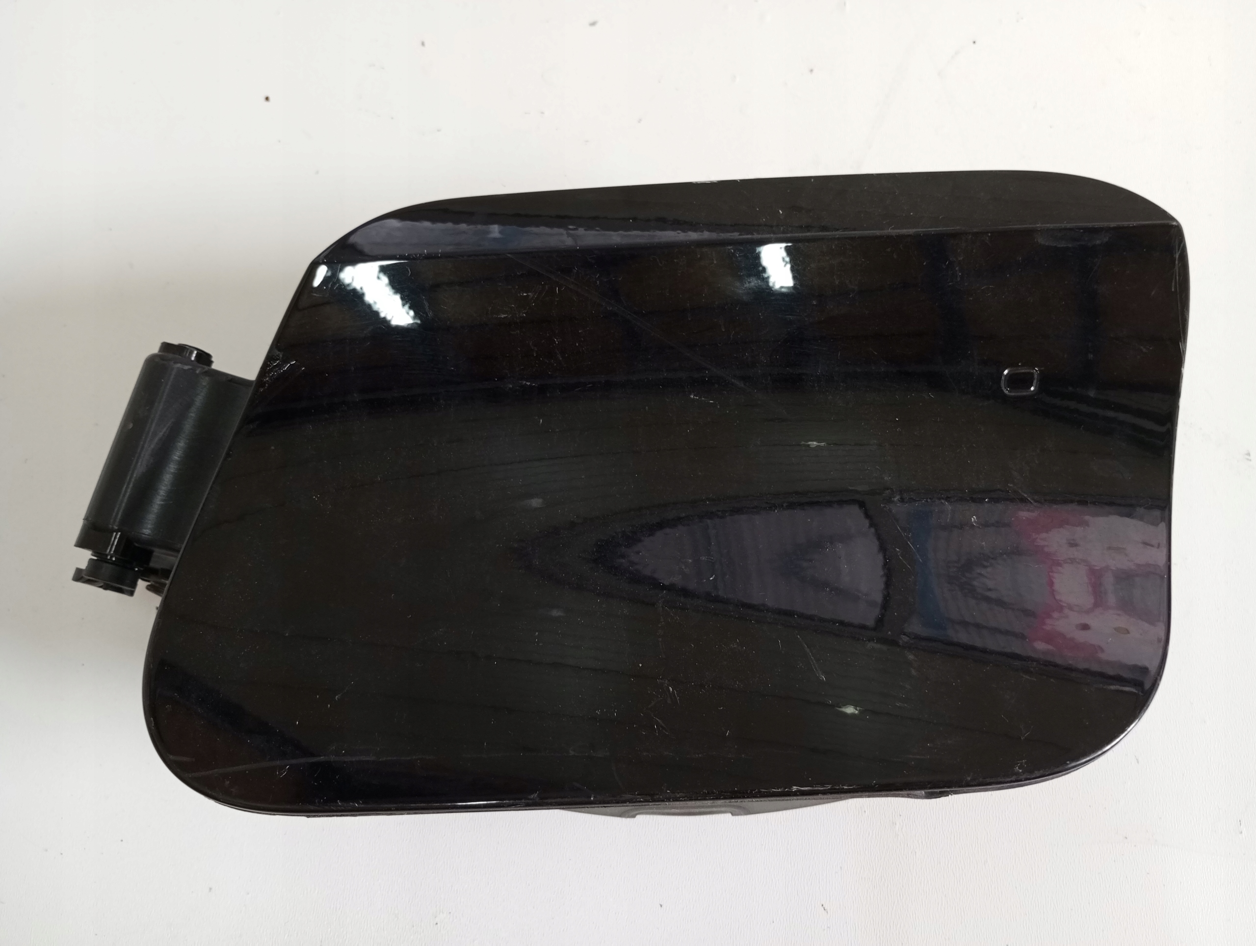 Volet trappe carburant Carburant JEEP AVENGER 52170769