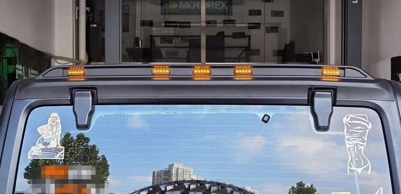 9-30 - Спойлер / задні двері / лампи / LED Jeep Wrangler JL
