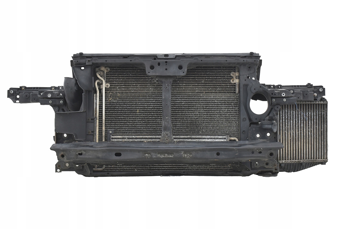 bar, wall front VW TOUAREG and 7L