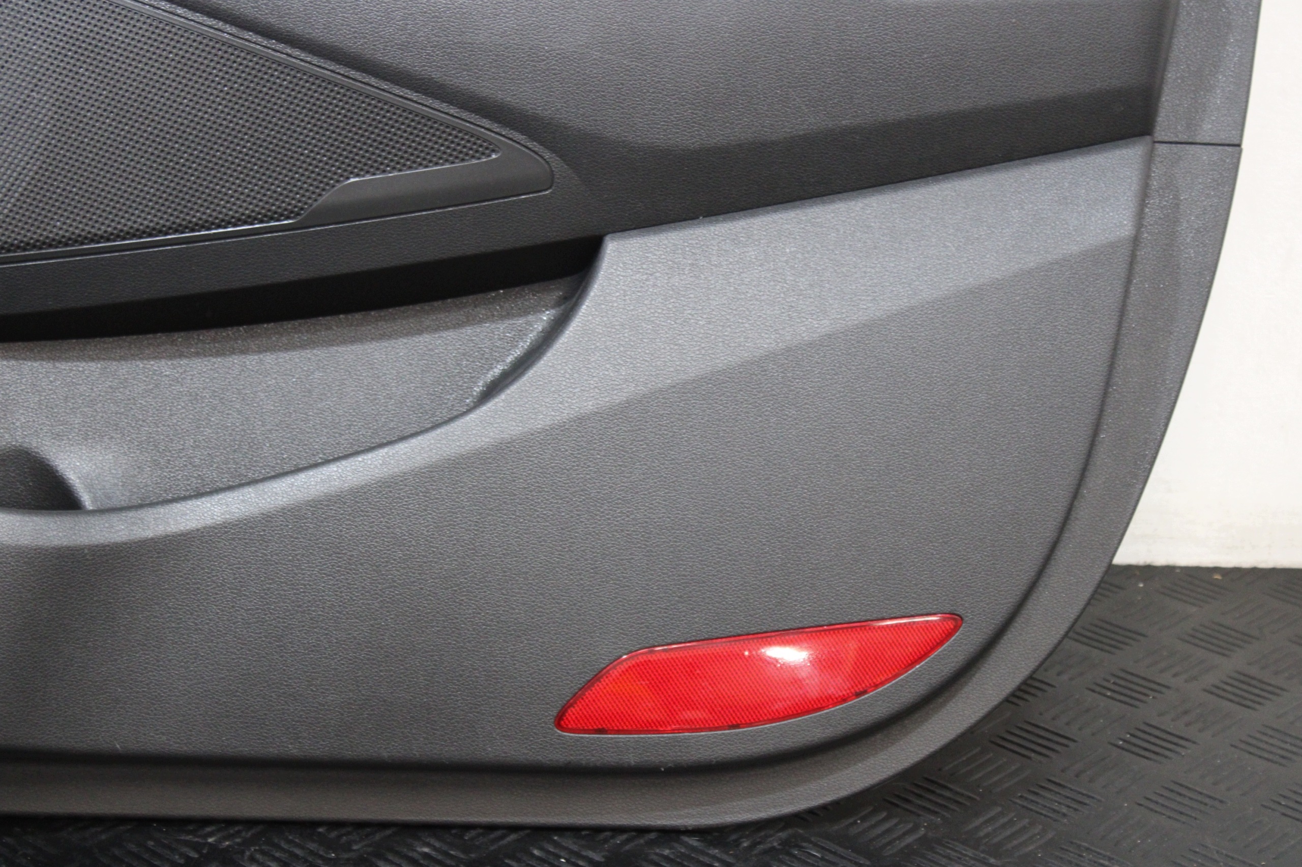 upholstery side door right front HYUNDAI TUCSON III 3 LIFT