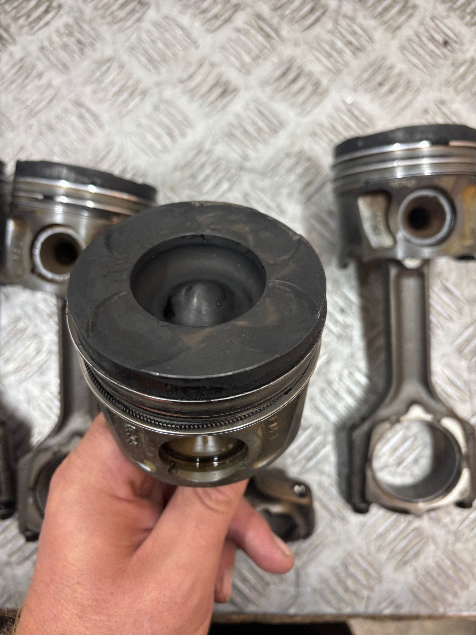 piston connecting rod 2.0 CDTI OPEL INSIGNIA A A20DTH