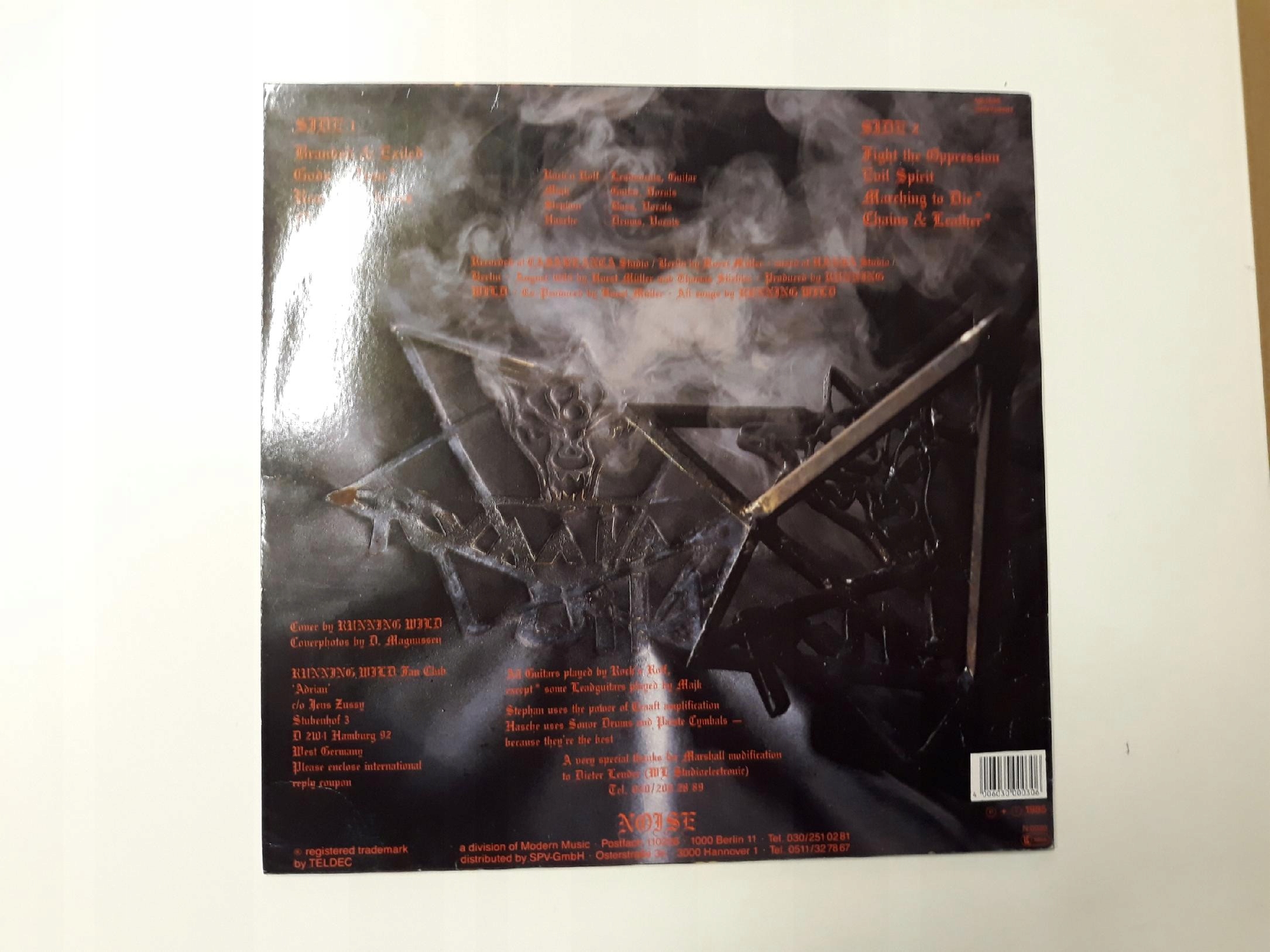 RUNNING WILD-затаврований і вигнаний-LP 4655 Styl muzyczny heavy