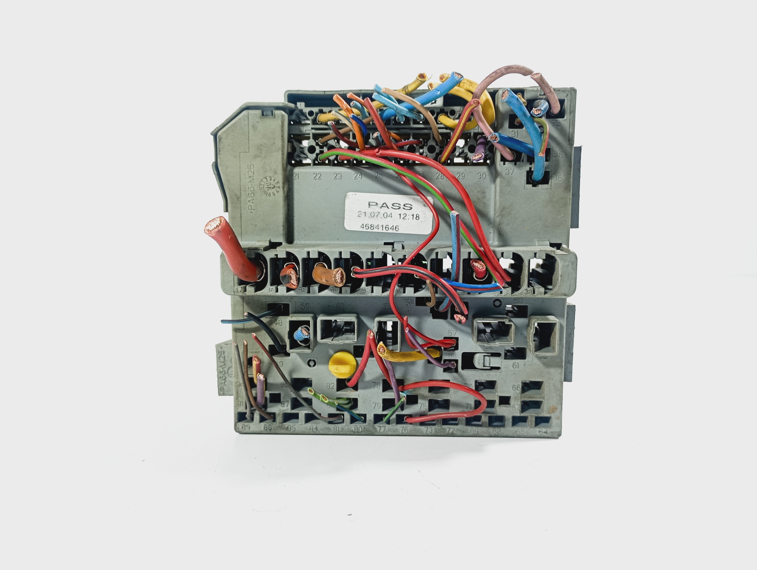 module fuse box OE 46841646 Fiat Panda 2 II 03-09
