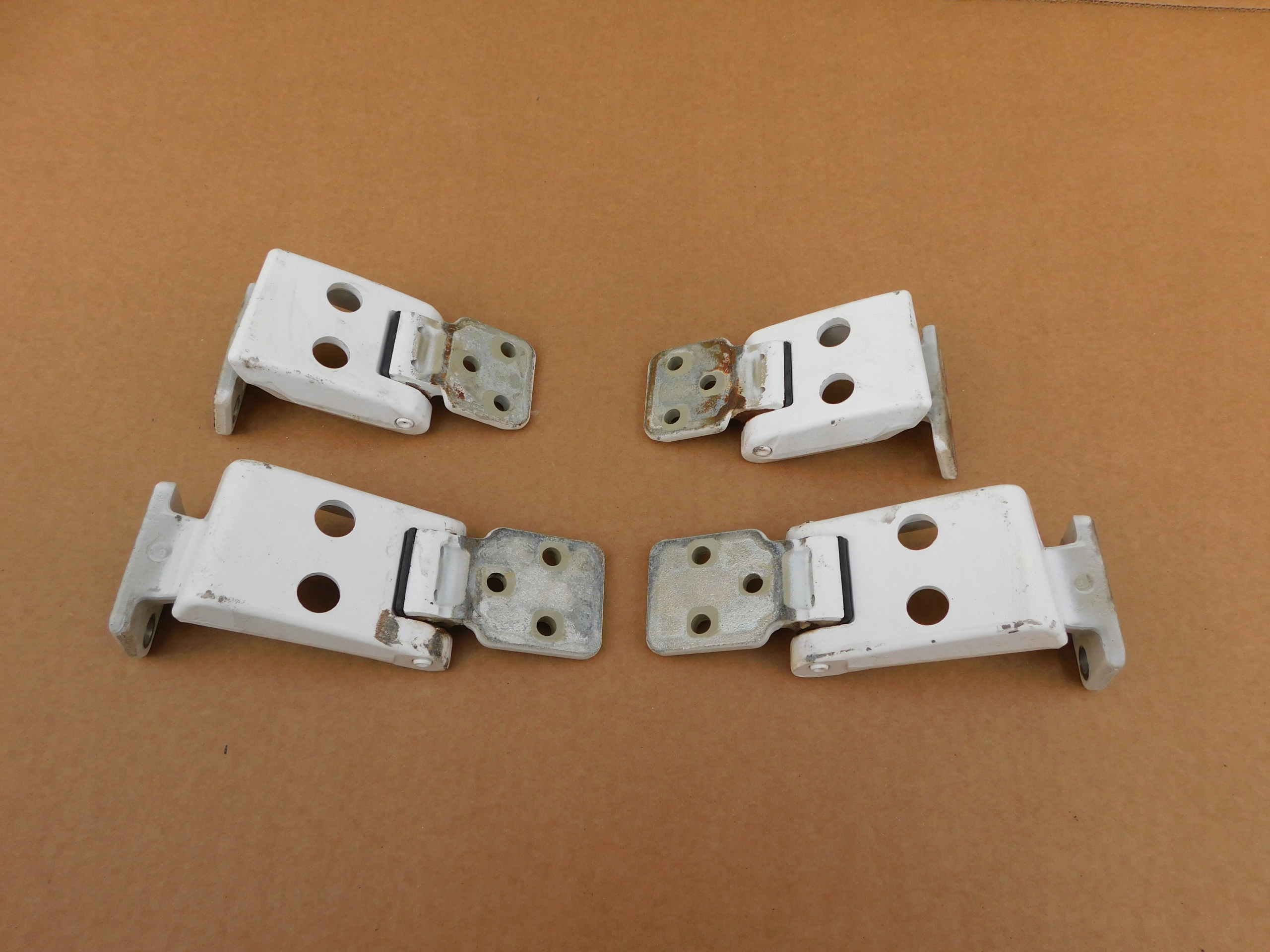 Mercedes Sprinter 906 VW Crafter hinge hinges door rear part 4 szt BIALE