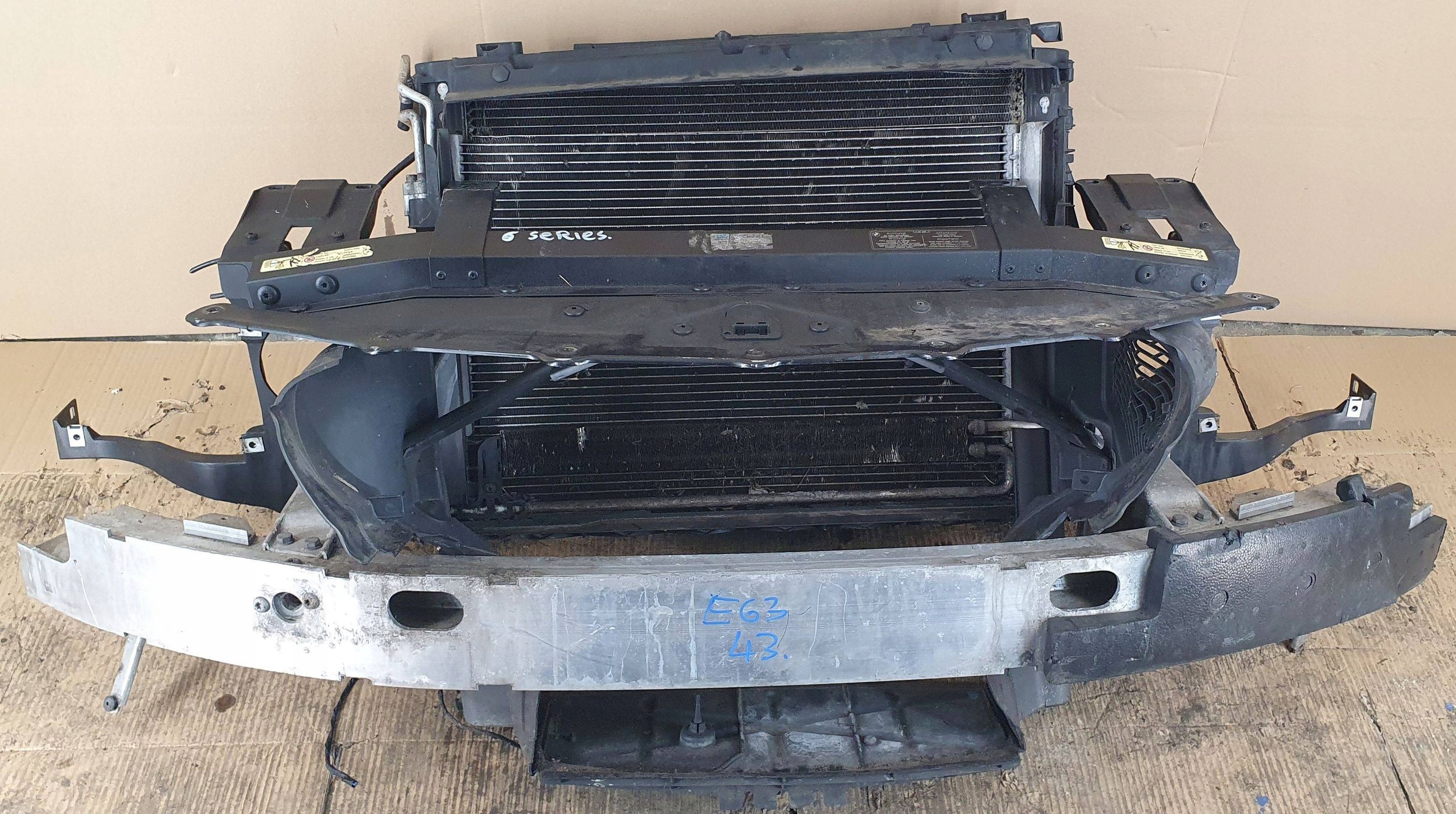 BMW 6 E63 E64 4.4i support panel for radiators pillar sider fan radiator