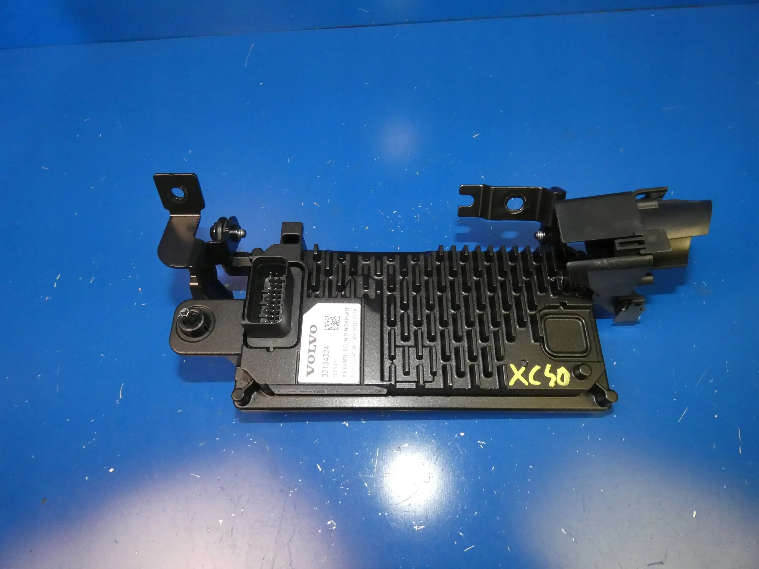 VOLVO XC40 V60 II S60 III KAMERA RADAR sensor module windows front