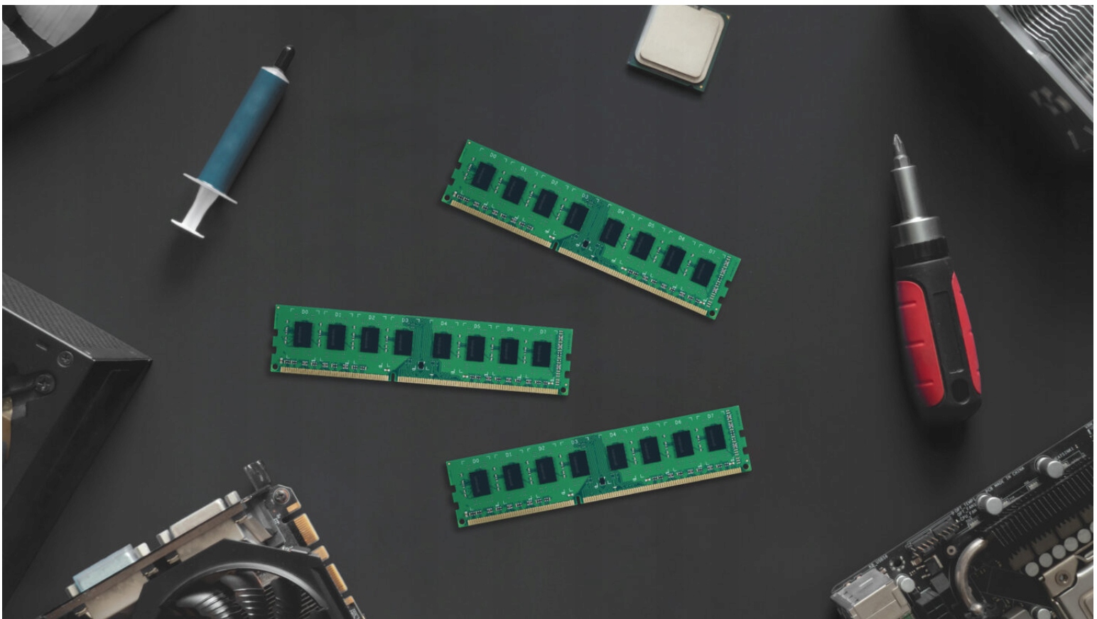 Pamięć RAM GOODRAM DDR3 8GB 1600MHz CL11 SR DIMM Model GR1600D3V64L11 8G