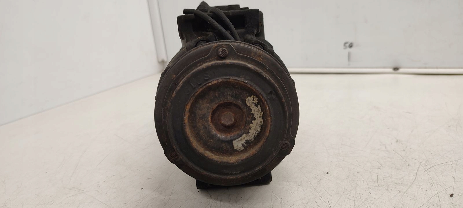 compressor of the air conditioning compressor; BMW E39 LIFT 3,0TD kombi