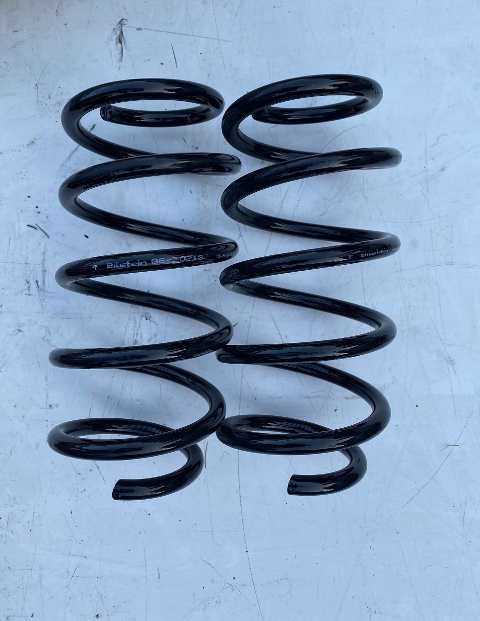 SPRĘŻYNY ZAWIESZENIA AUDI A1