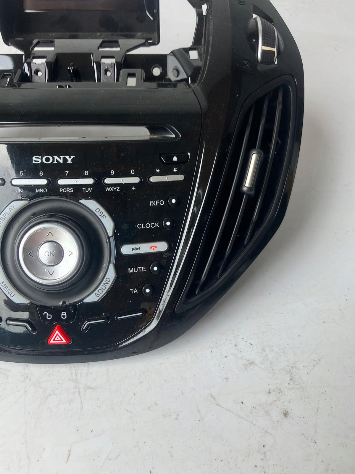 PANEL mitte RADIA FORD B MAX AV1T-18K811-BB