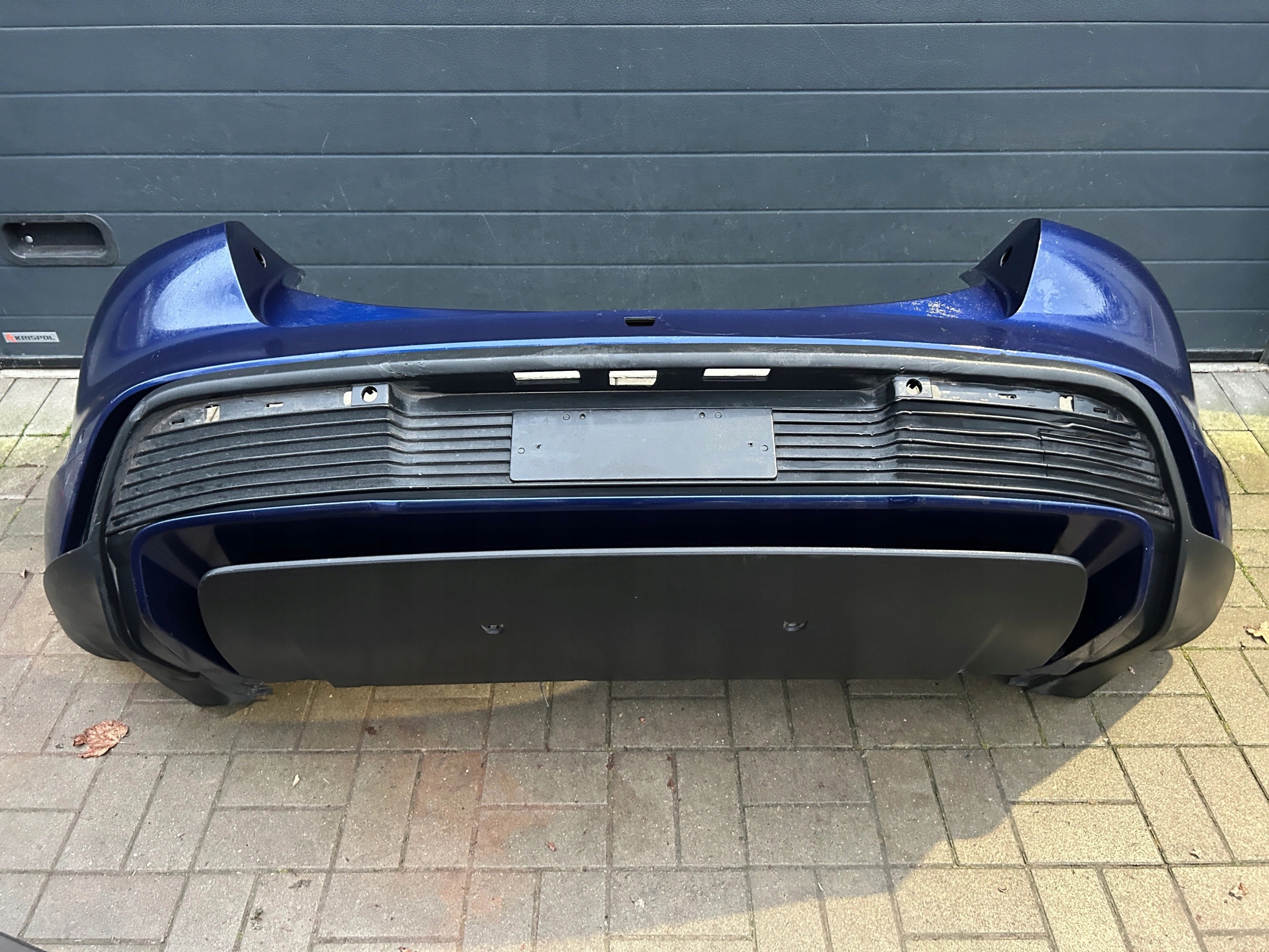 PORSCHE TAYCAN TURBO STOSSSTANGE HECK 9J1807421