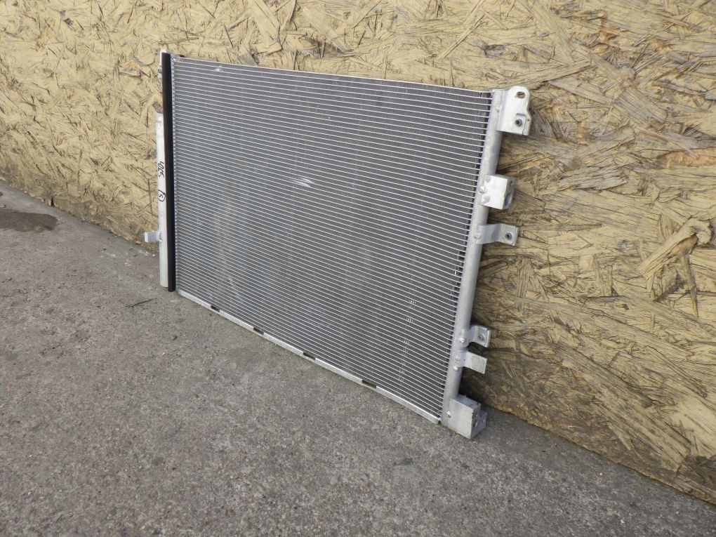 LEAPMOTOR C10 B11 C01 C16 T03 Radiateur climatisation