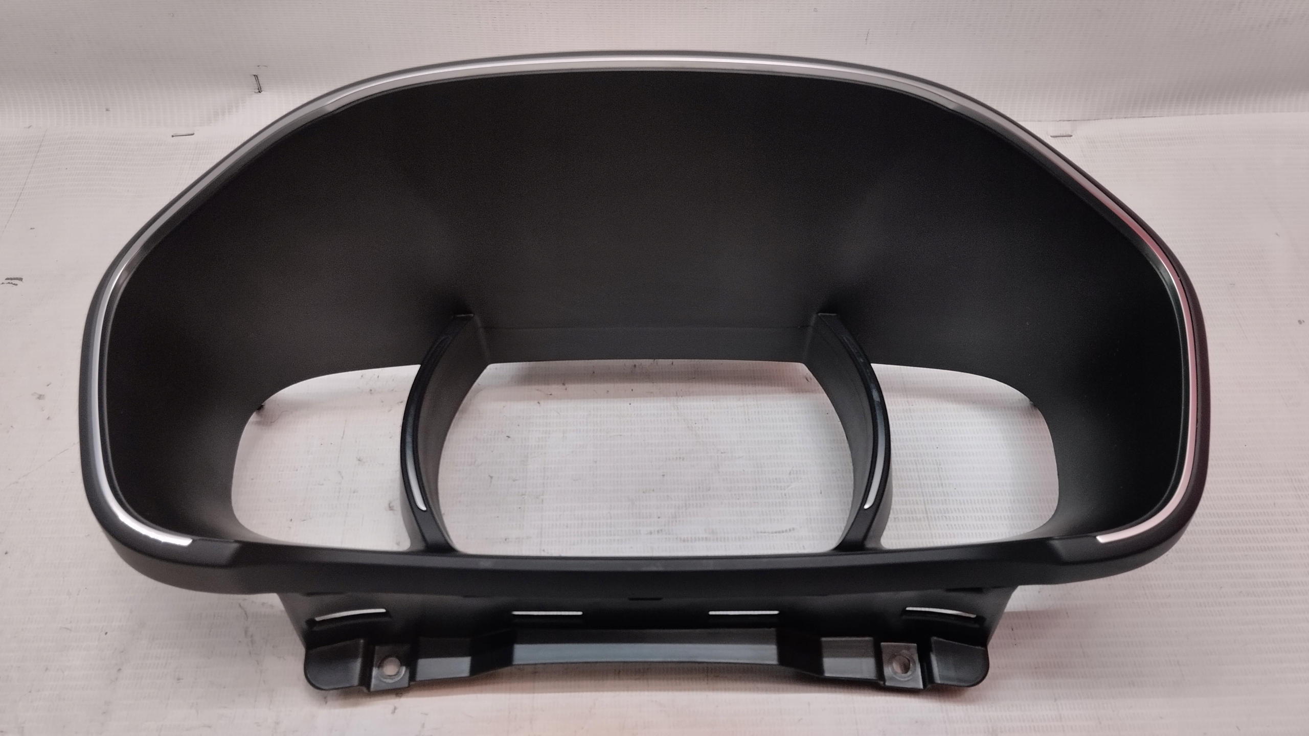 MEGANE IV РАМКА КОРПУС СЧЕТЧИКА 682647342R