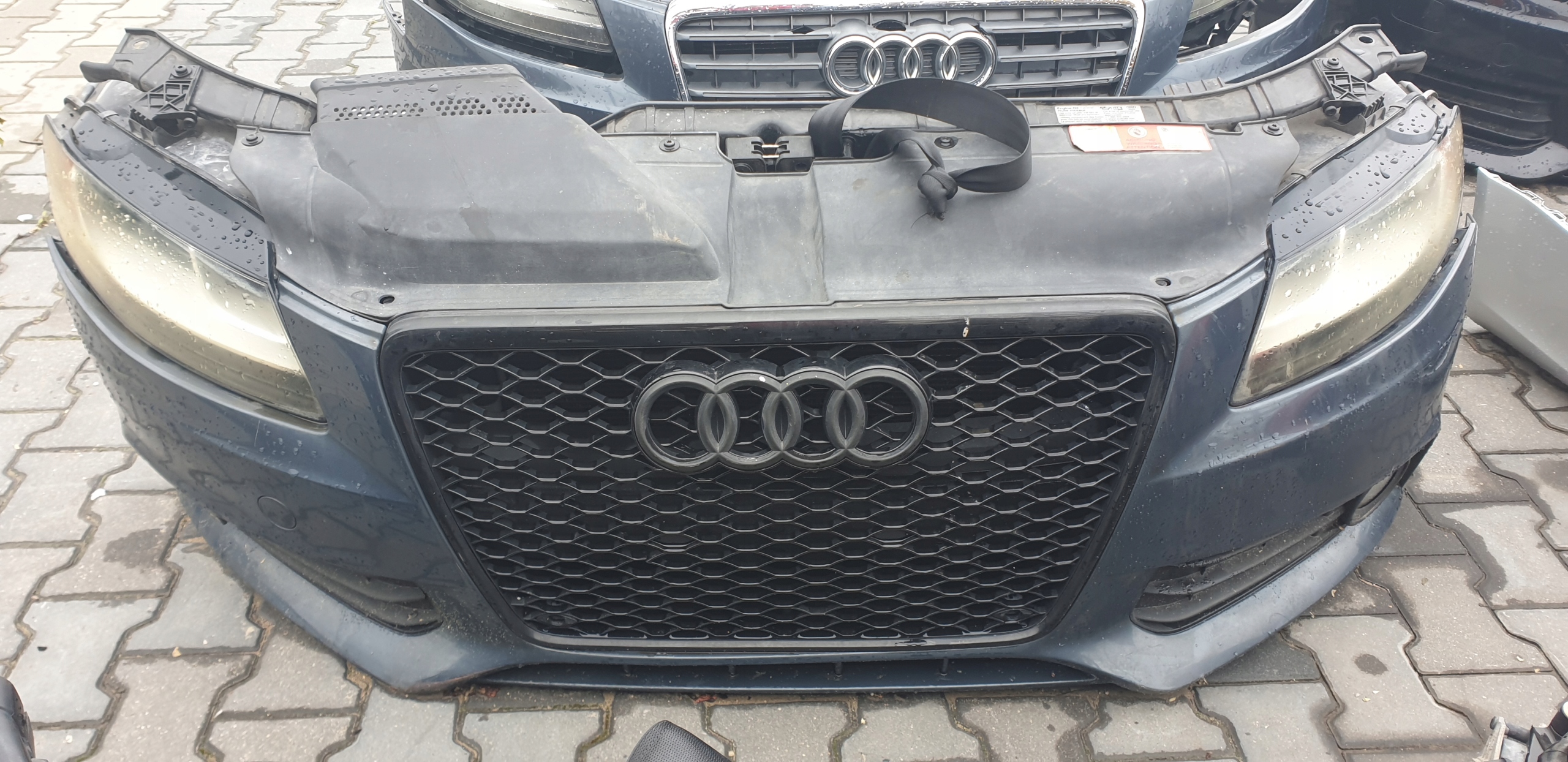 AUDI A4 B8 PAS PRZEDNI KOMPLETNY PRZÓD Producent części Audi OE