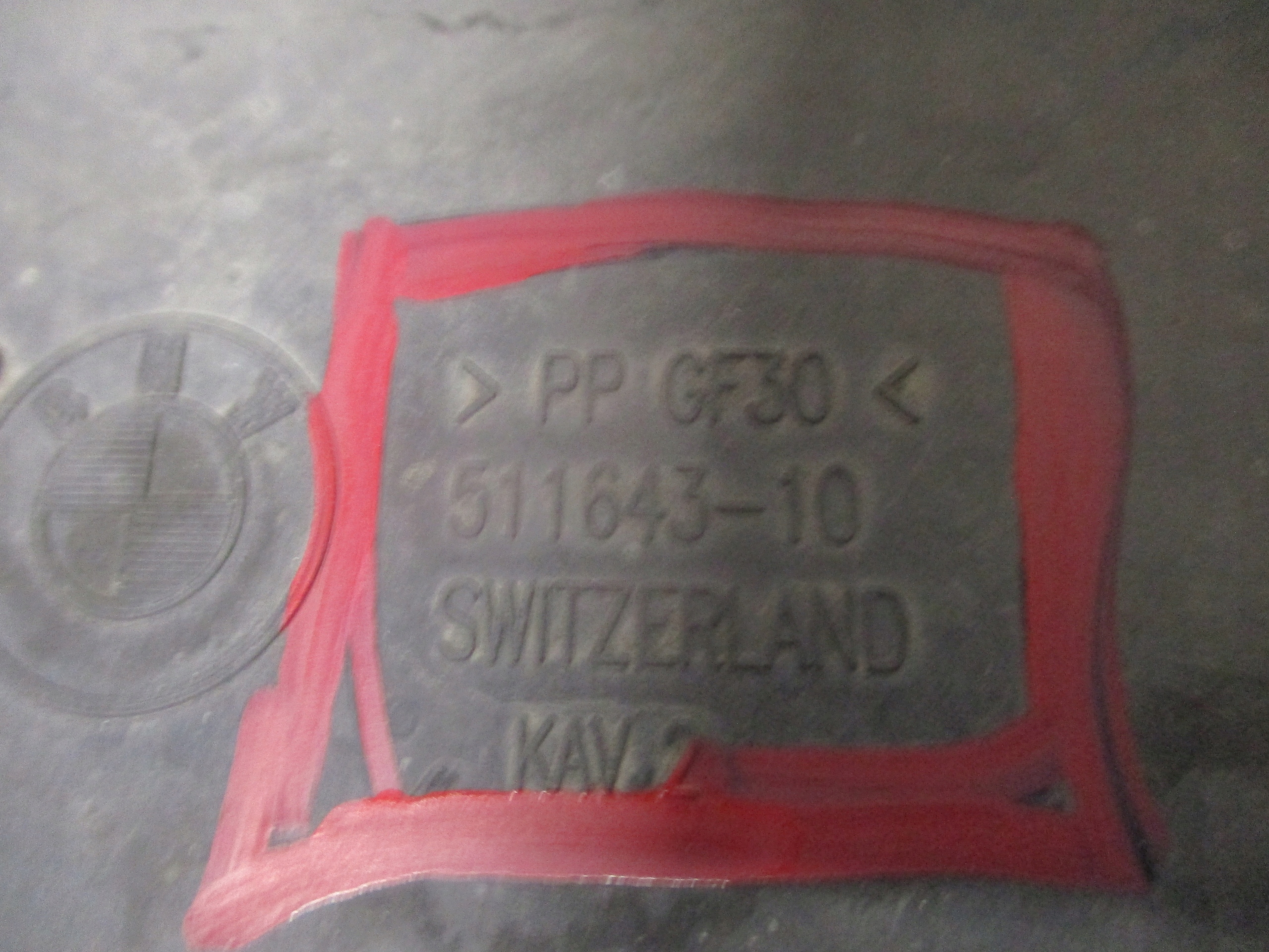 Blende Abdeckung abdeckung DES MOTORS BMW G30 511643