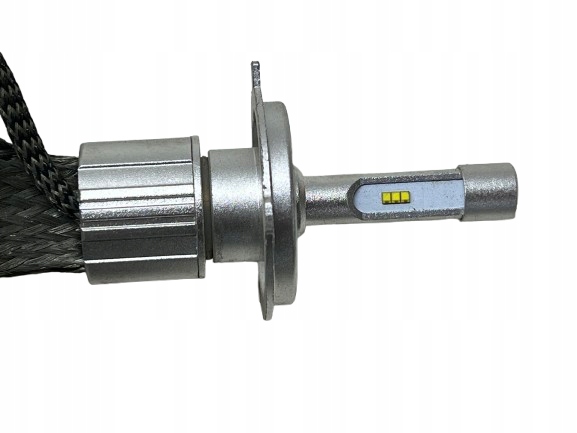 OPEL a bulb LED H4 CANBUS KOMPLET 2 SZTUKI 18AM0131