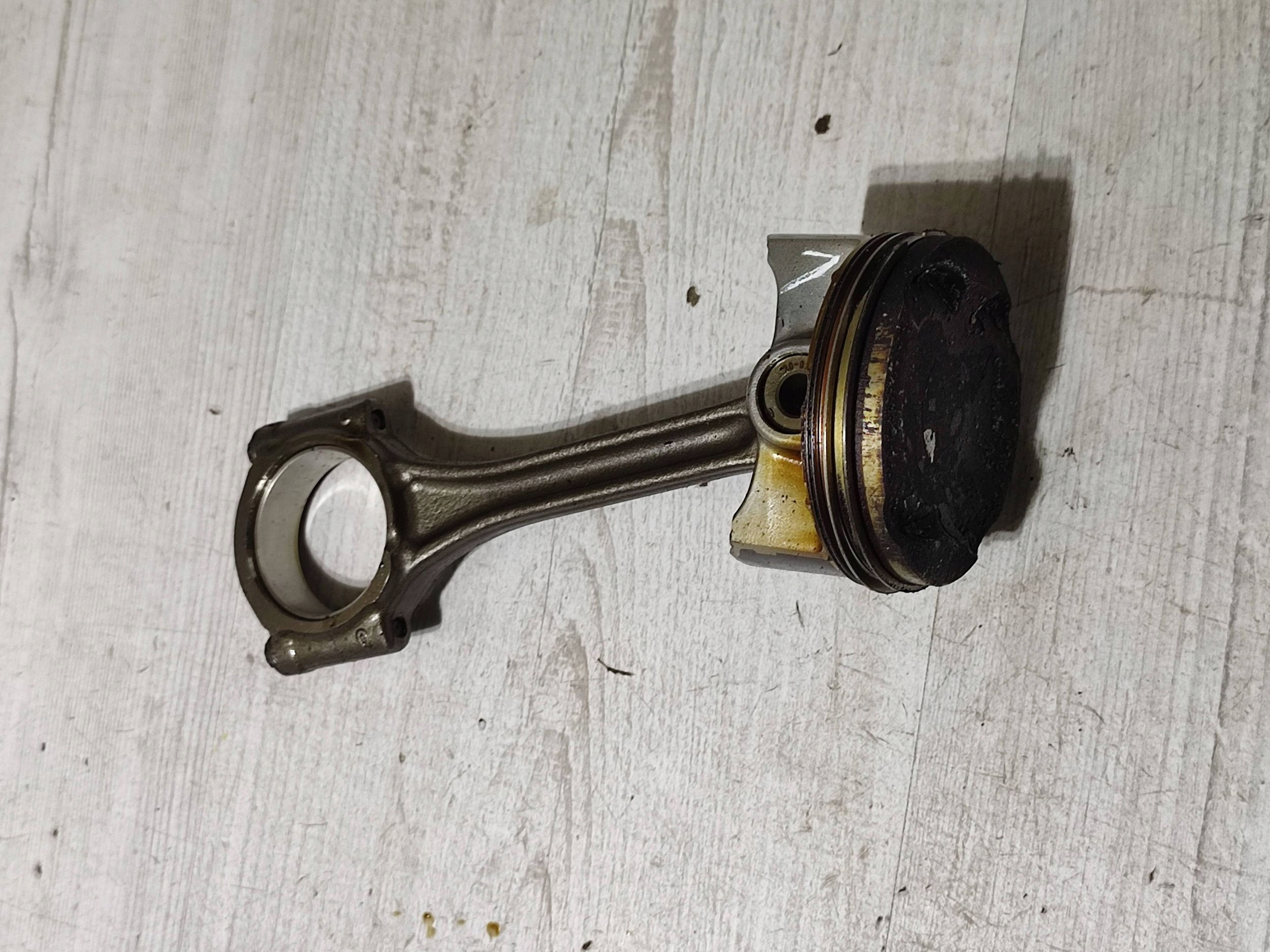 Opel Corsa F 2020 Piston avec bielle