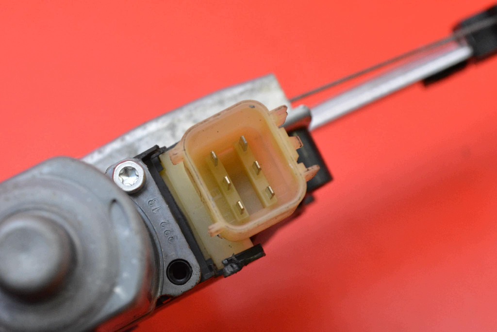 window regulator left rear part 0130822734 FORD ESCAPE MK3 KUGA MK2 12-15