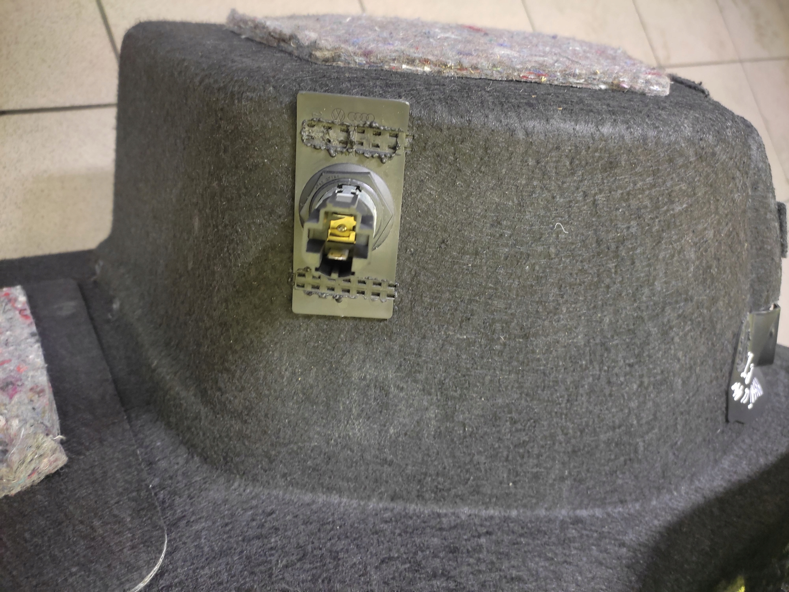 VW PASSAT CC upholstery boot right 3C8867428H