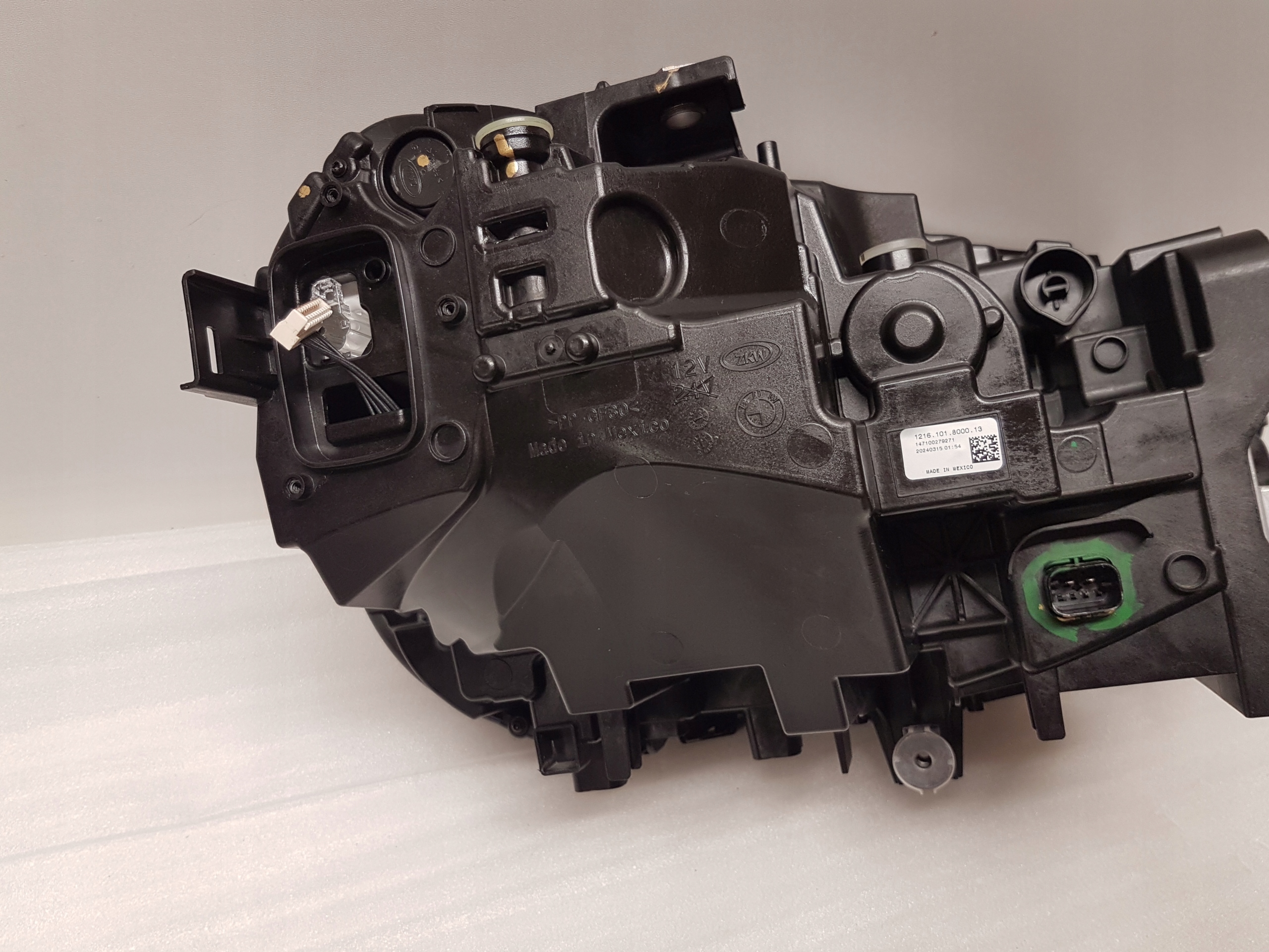 light front left BMW G42 FULL LED 5A03E31
