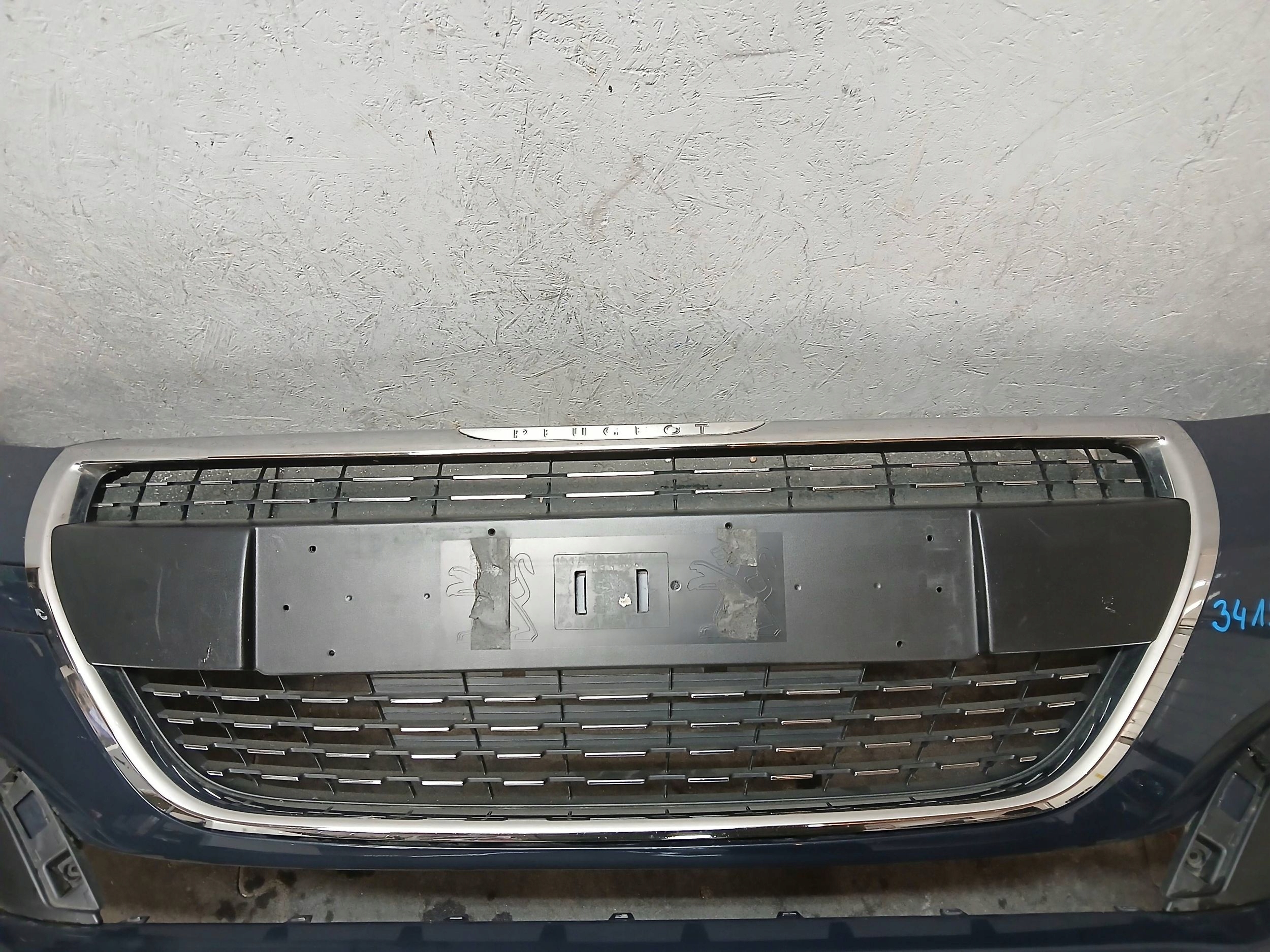 bumper front PEUGEOT 208 and 1 LIFT