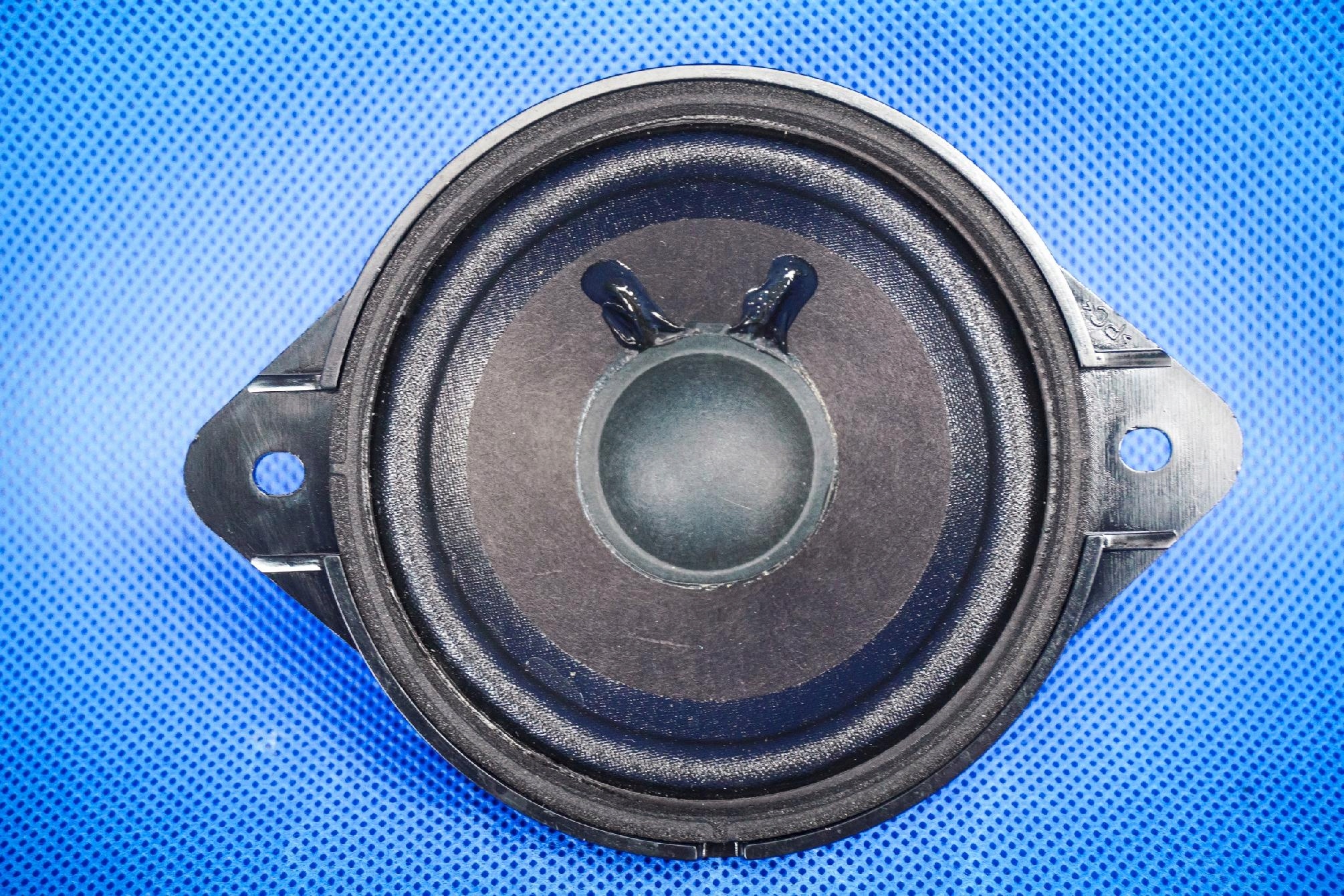 speaker sredniotonowy Audi A4 8K A5 8K9035709 bang