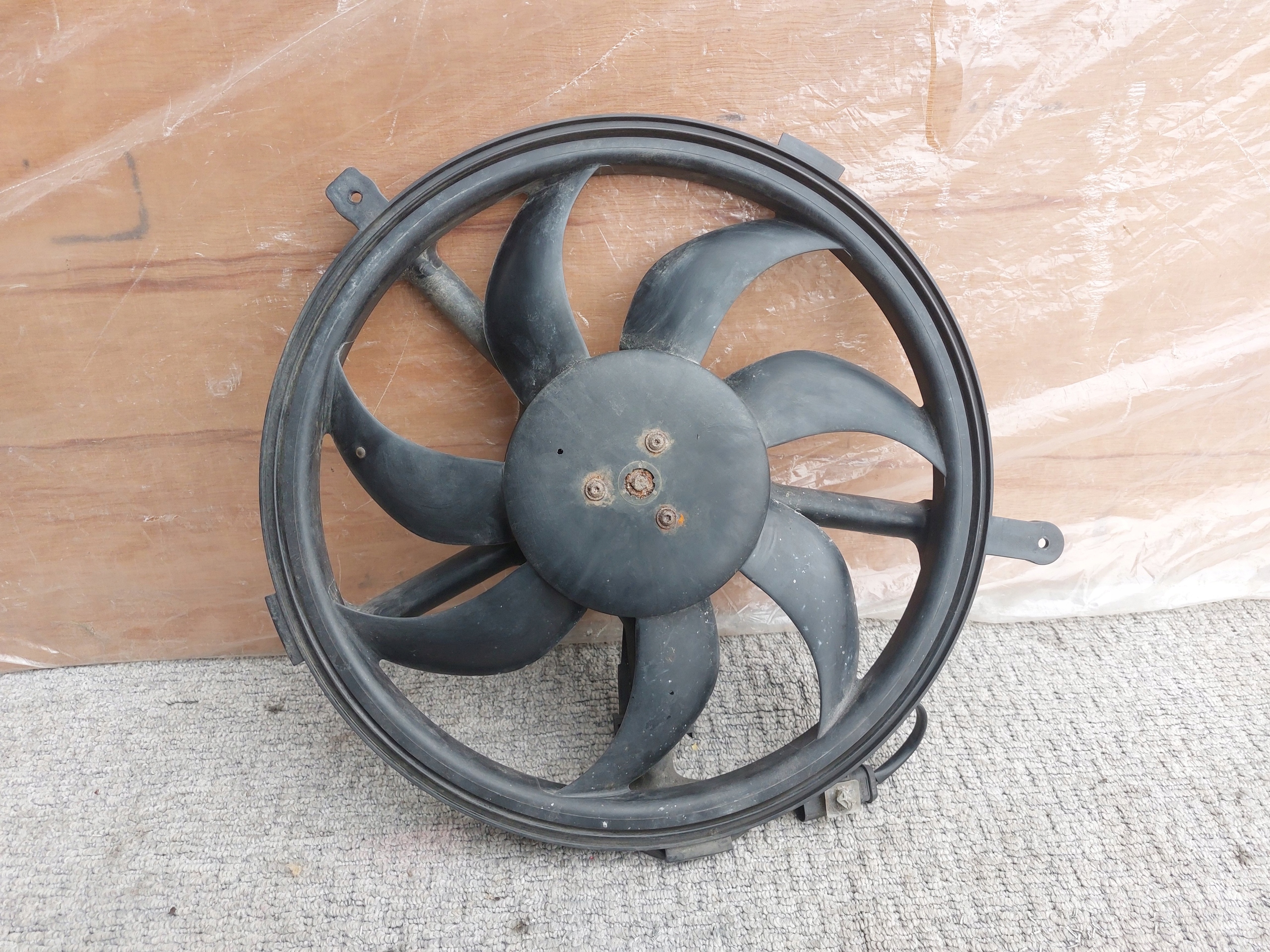 Mini R56 2754854 ventilátor chladiče